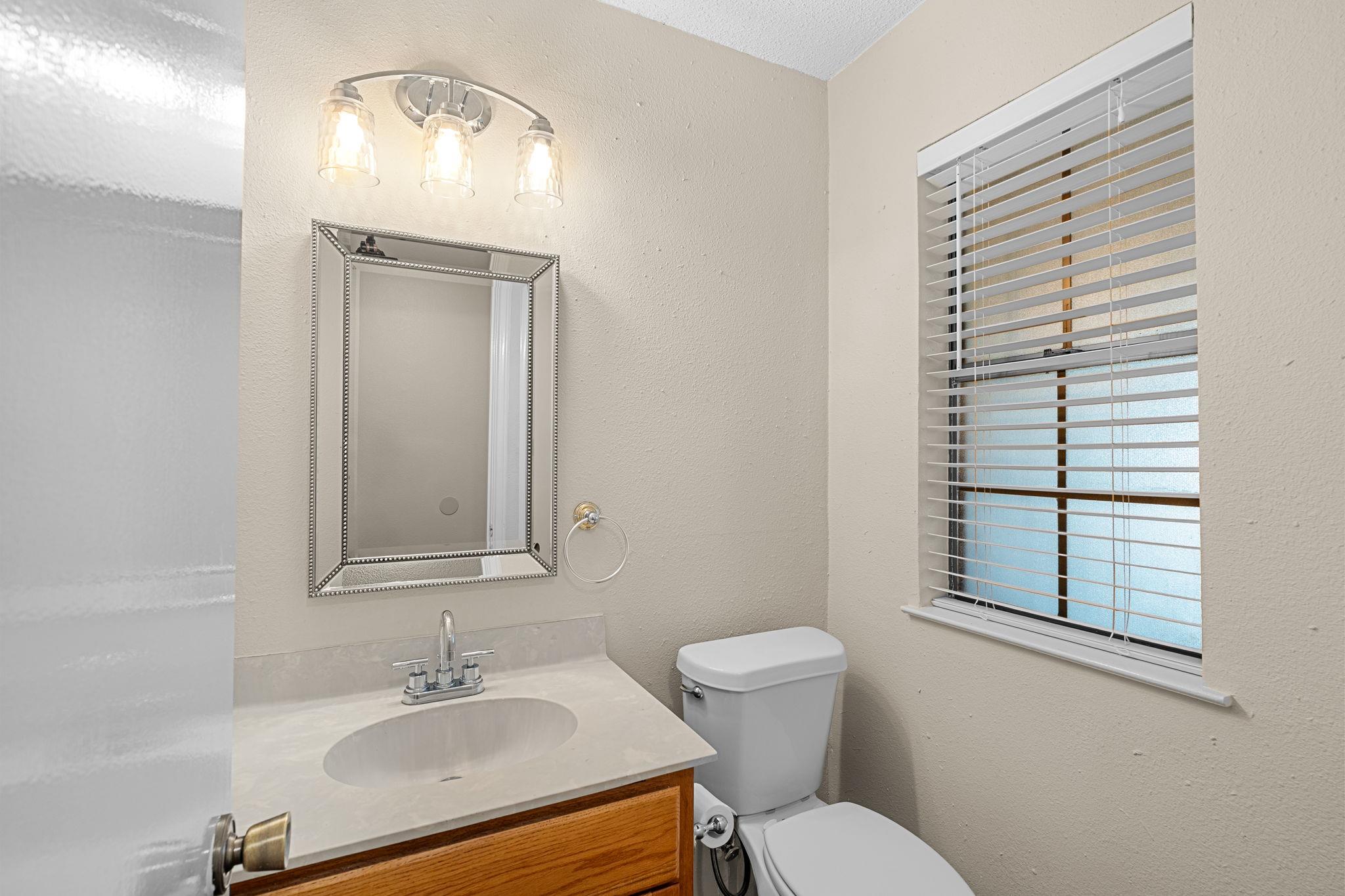 12918 Humphrey Dr Property Photo 11