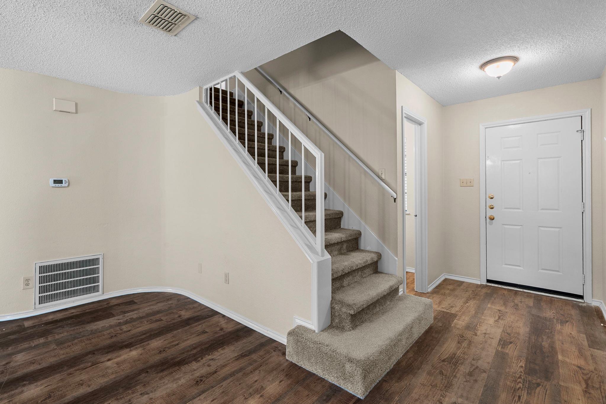 12918 Humphrey Dr Property Photo 12