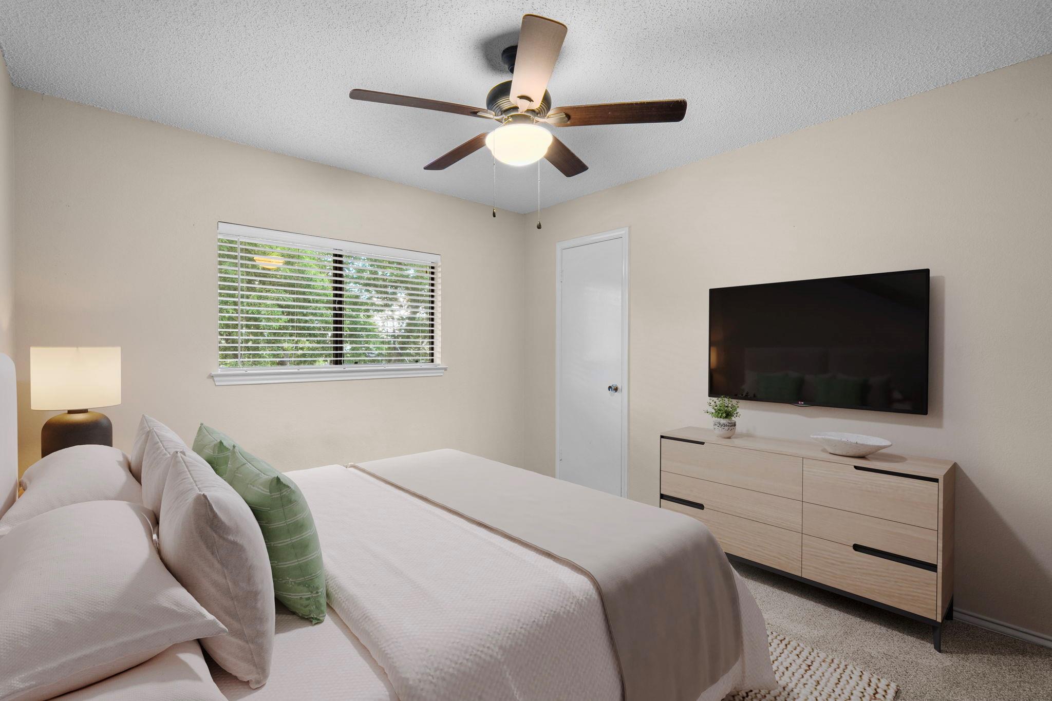 12918 Humphrey Dr Property Photo 16