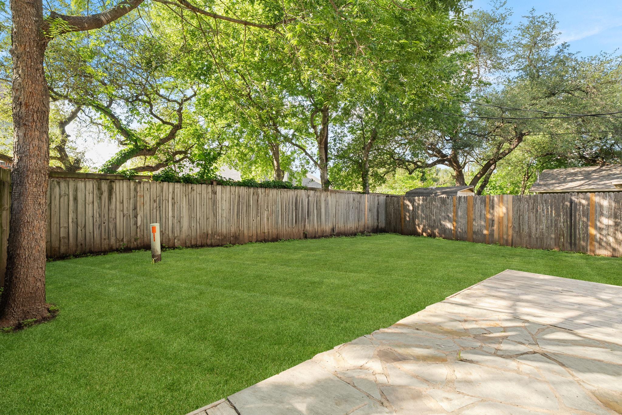 12918 Humphrey Dr Property Photo 21