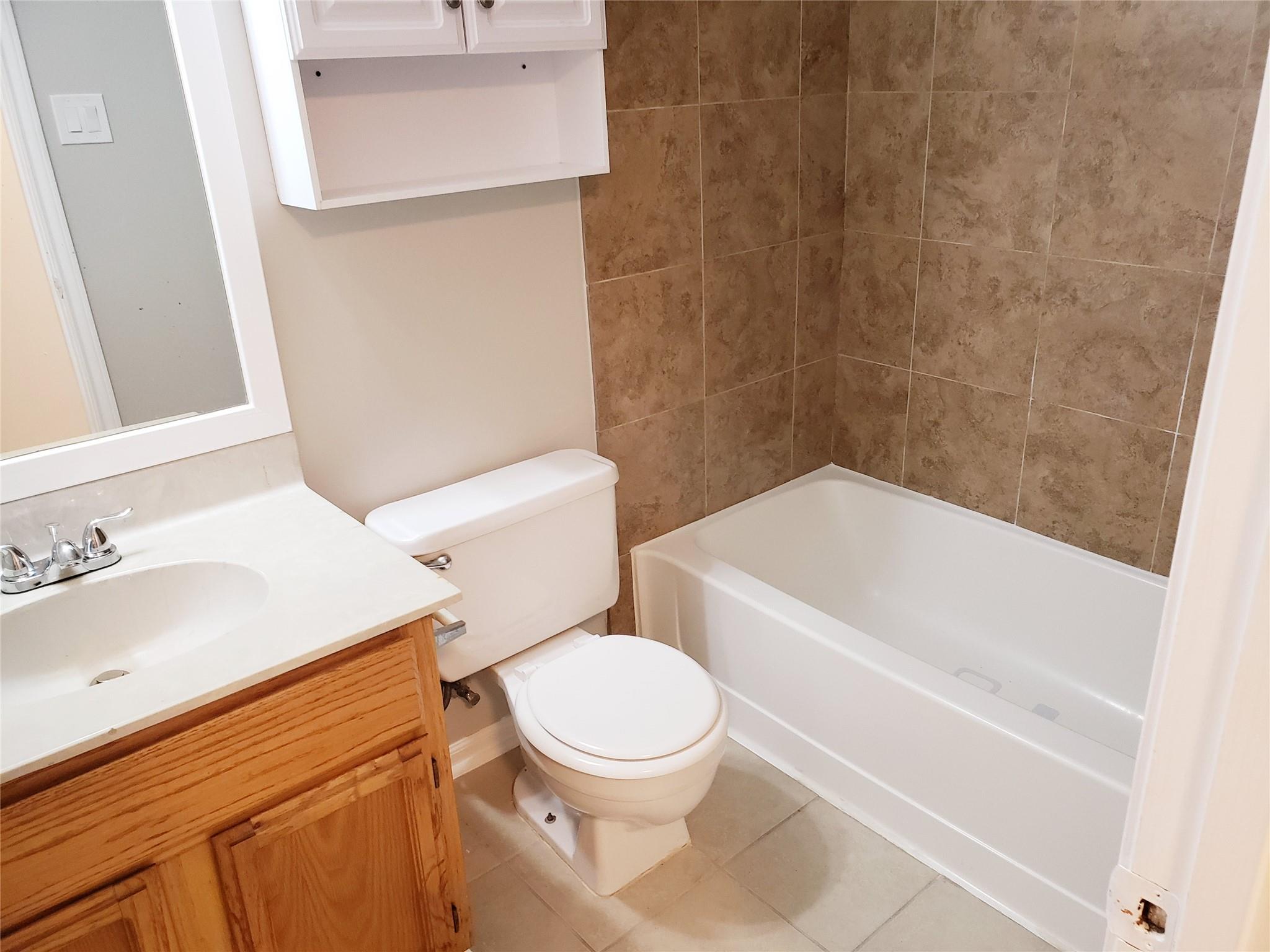12913 Steeple Chase Dr Property Photo 14