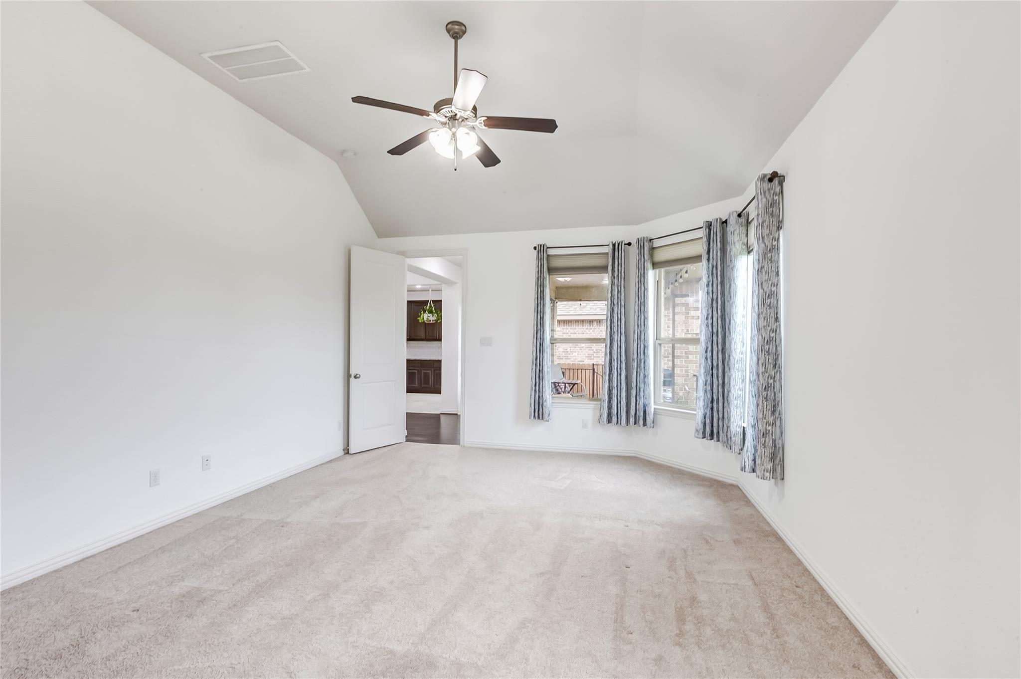 3525 De Soto Loop Property Photo 21