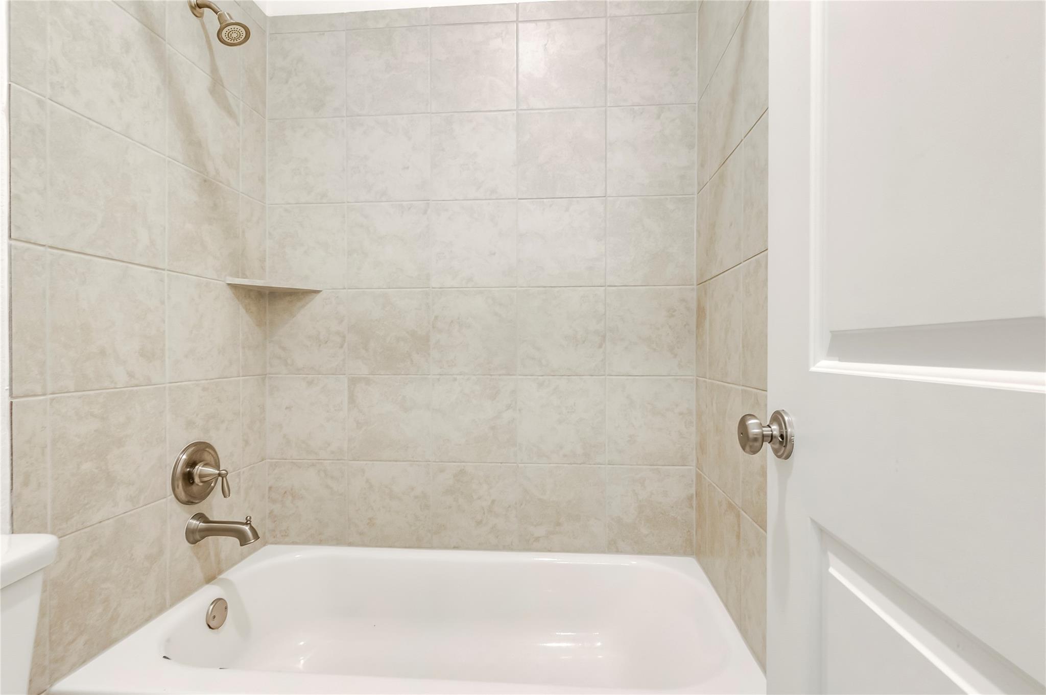 3525 De Soto Loop Property Photo 30