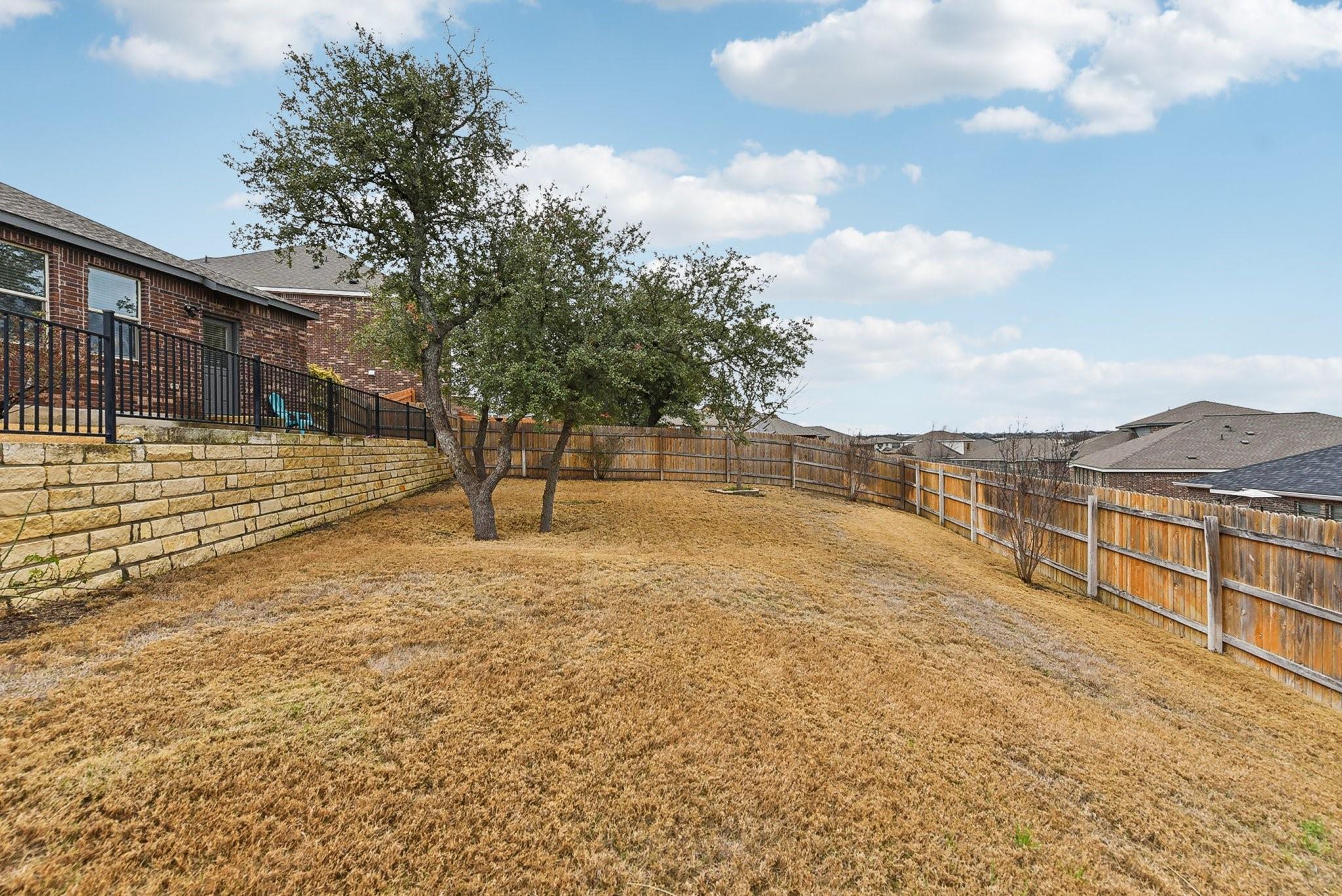 637 John Muir Trl 204 Property Photo 14