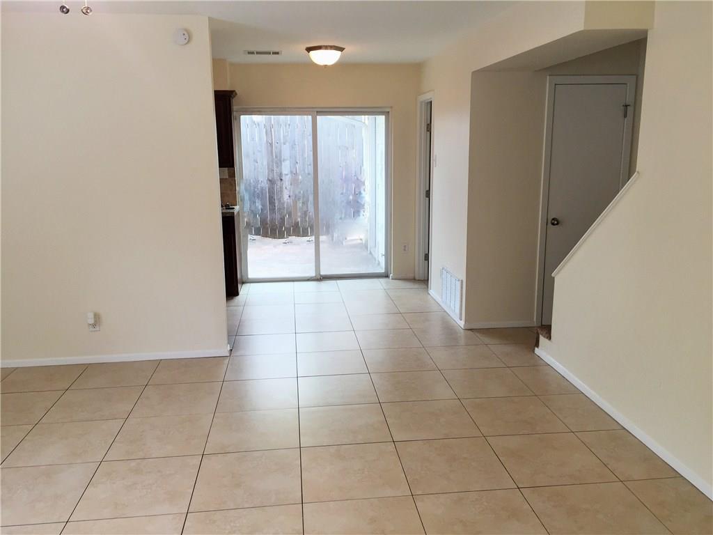 2616 Ektom Dr #c Property Photo 6