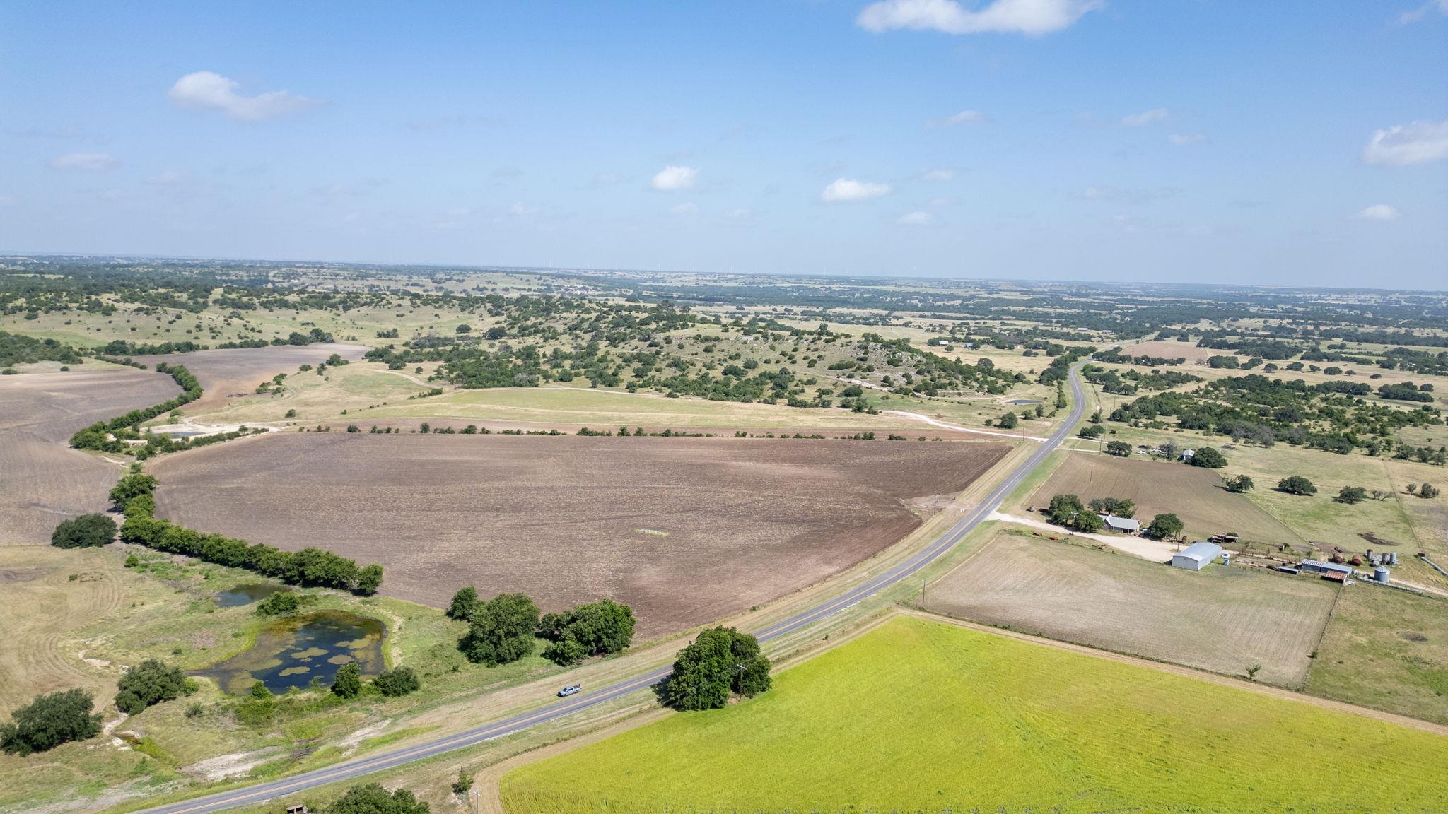 105 Fm-1047 None Property Photo 27
