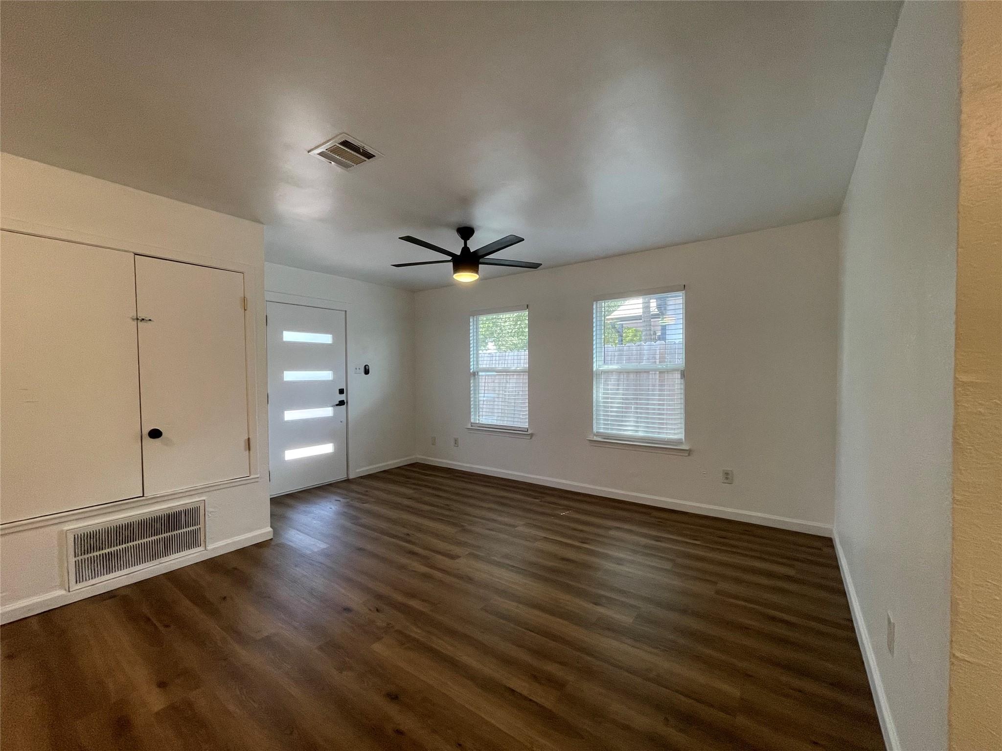1118 Brookswood Ave #a&b Property Photo 4