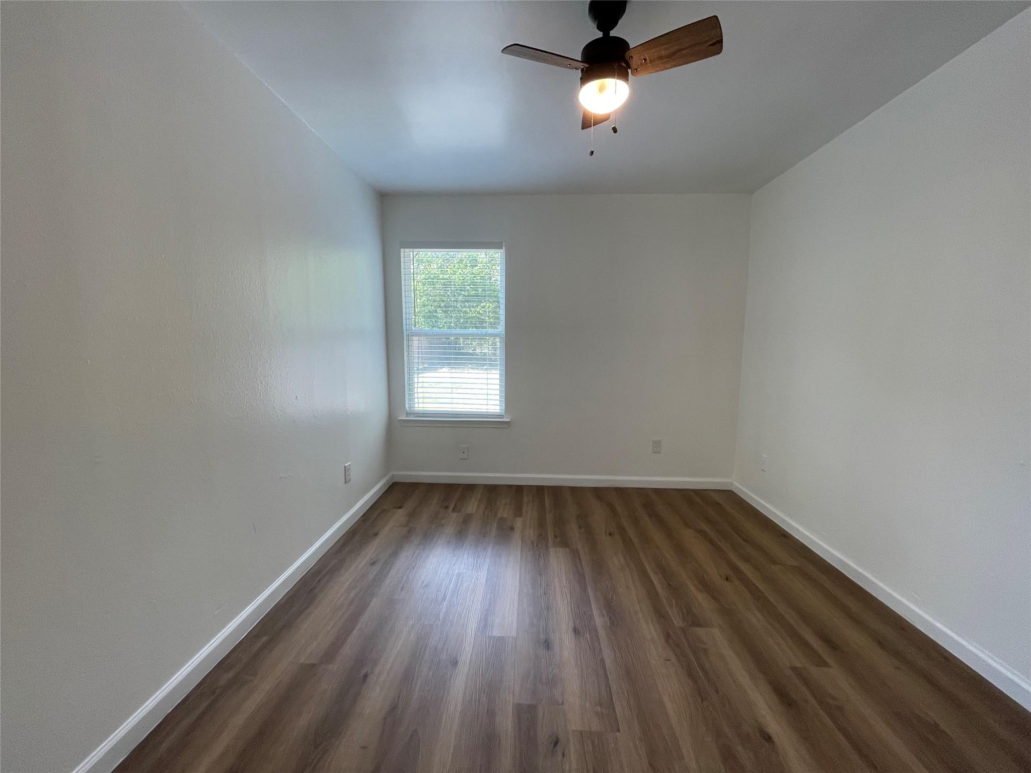 1118 Brookswood Ave #a&b Property Photo 9