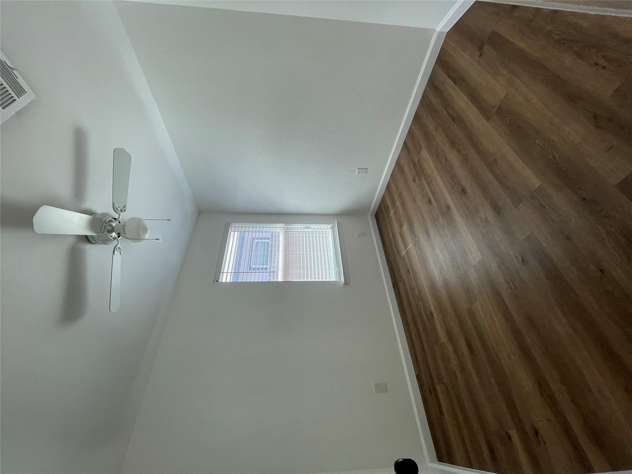 1118 Brookswood Ave #a&b Property Photo 13