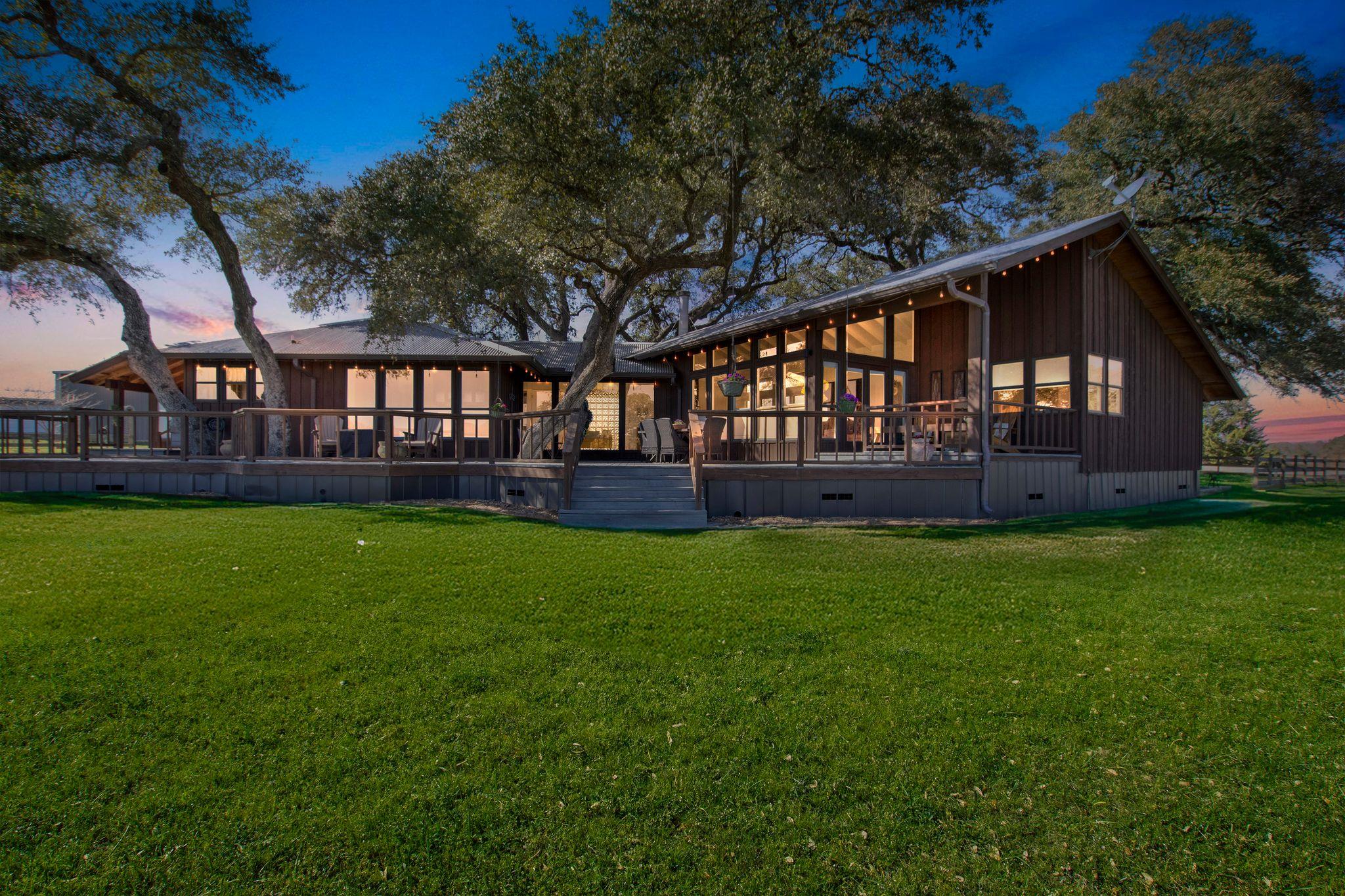 Schulenburg Real Estate Listings Main Image