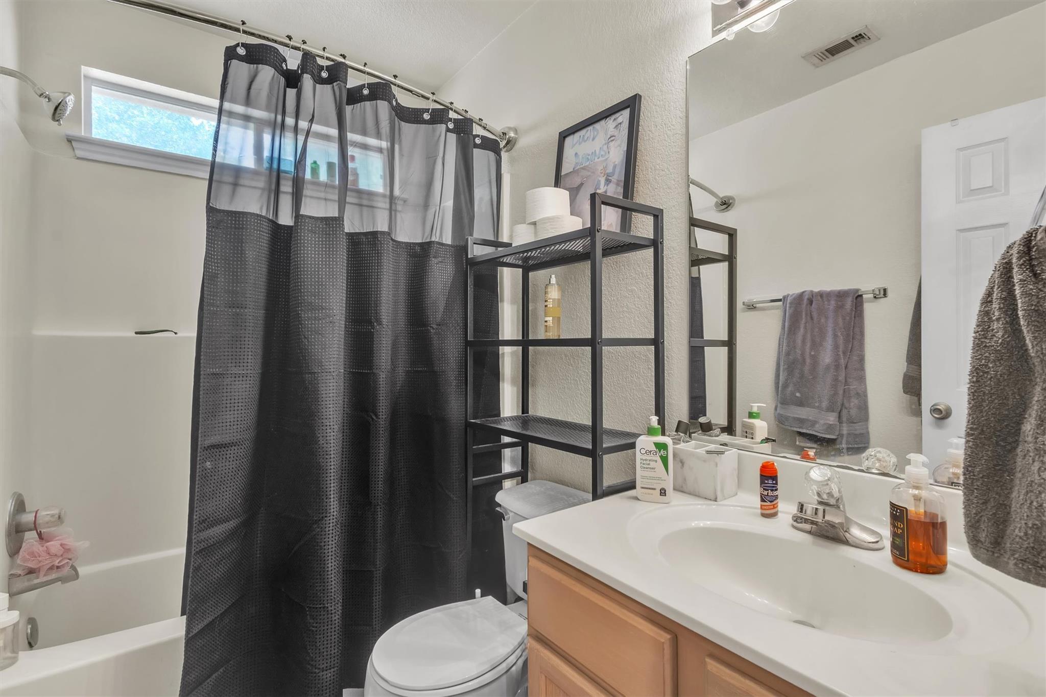897-899 Sagewood Trl Property Photo 16