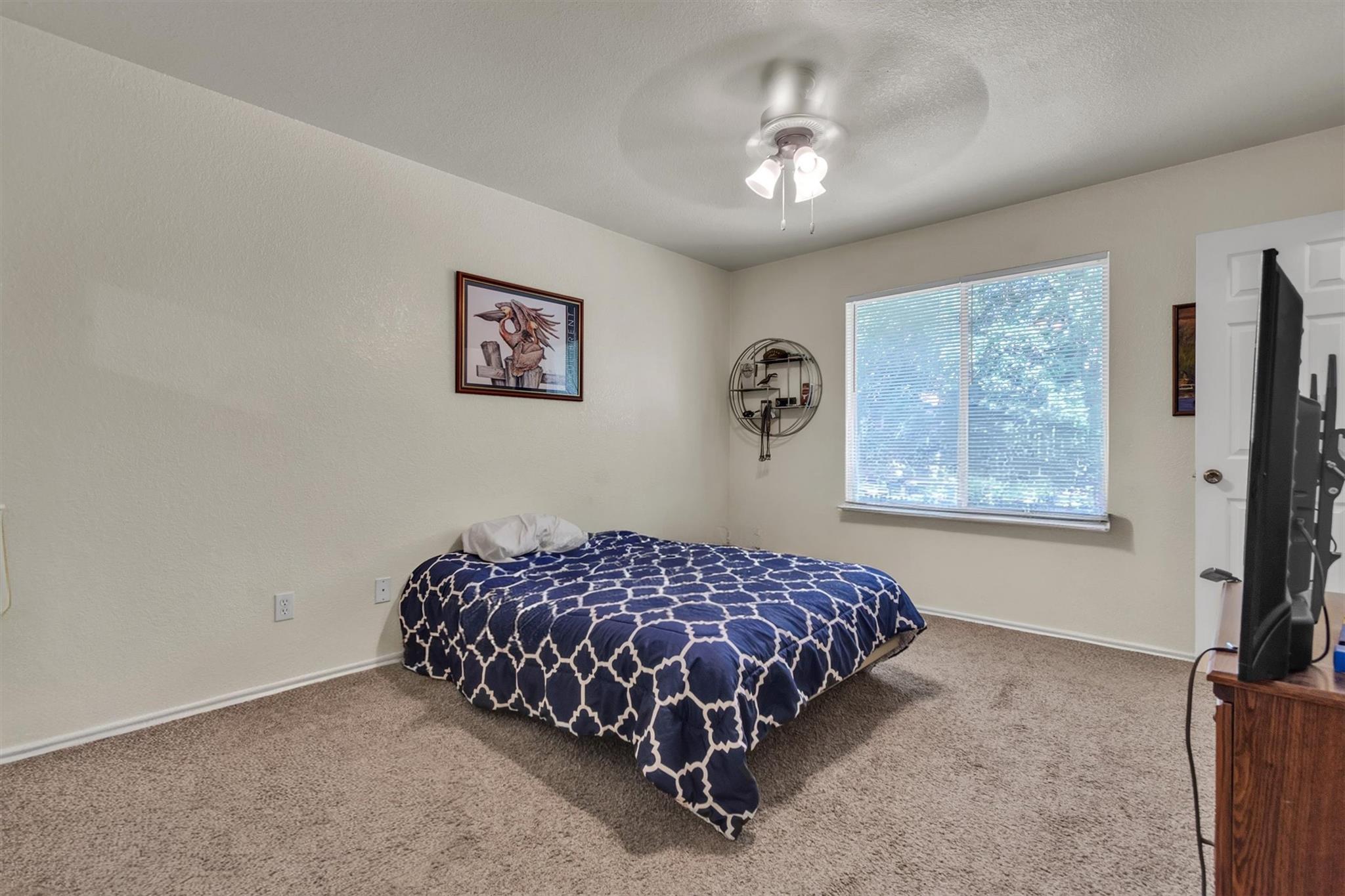 897-899 Sagewood Trl Property Photo 17