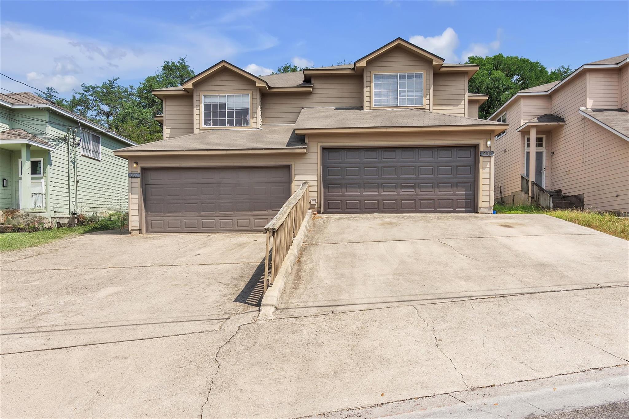 897-899 Sagewood Trl Property Photo 20