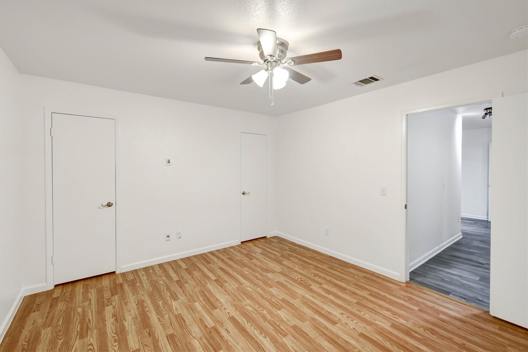16402 Pocono Dr Property Photo 33
