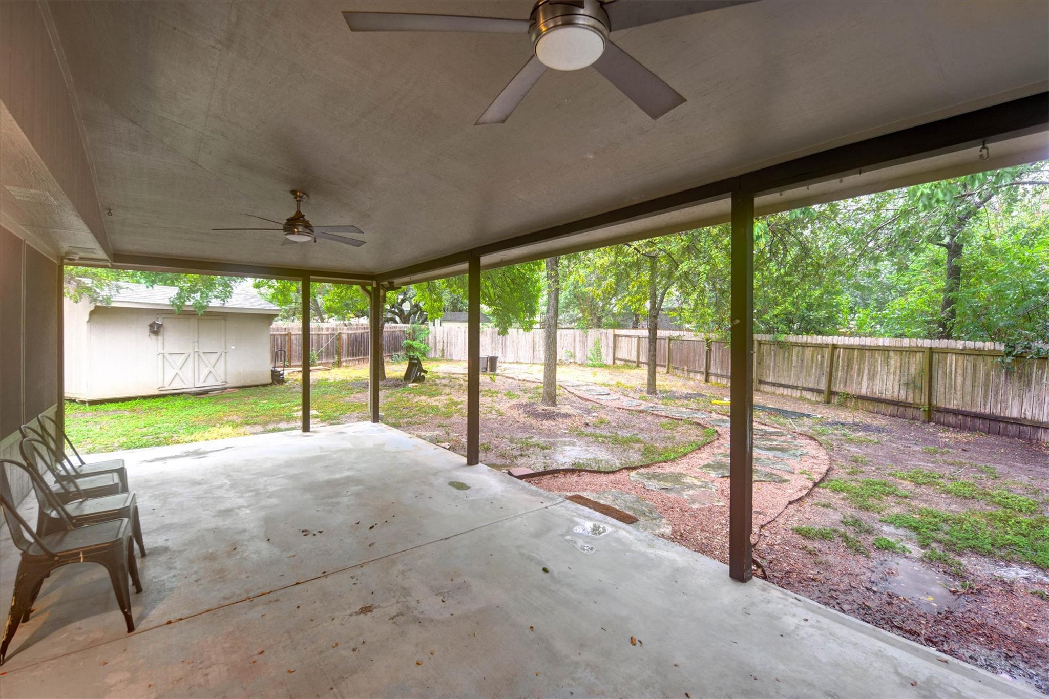 16402 Pocono Dr Property Photo 35