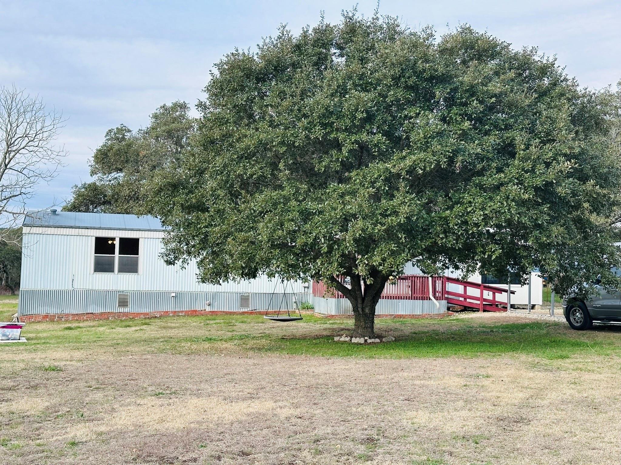 23707 Windy Valley Rd Property Photo