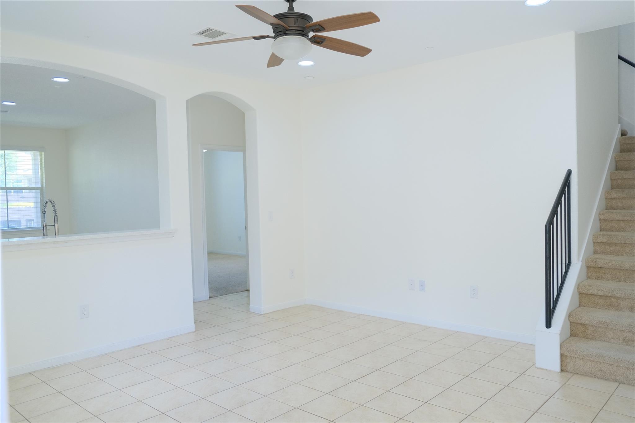 2880 Donnell Dr #801 Property Photo 7