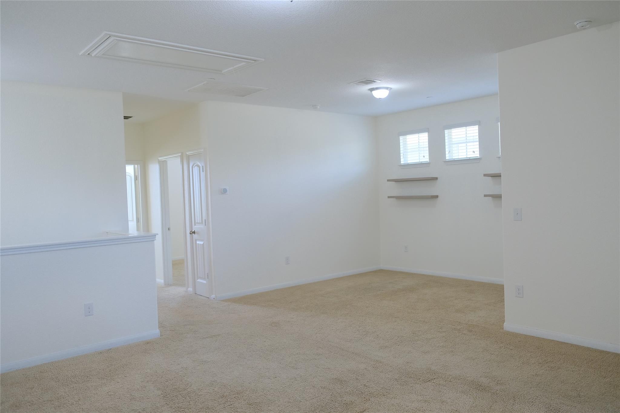 2880 Donnell Dr #801 Property Photo 14