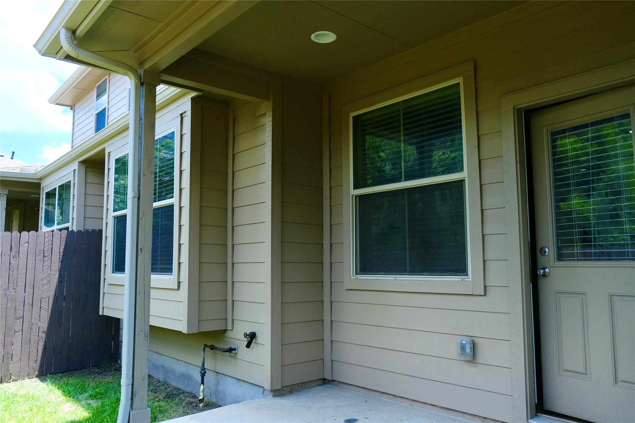 2880 Donnell Dr #801 Property Photo 23