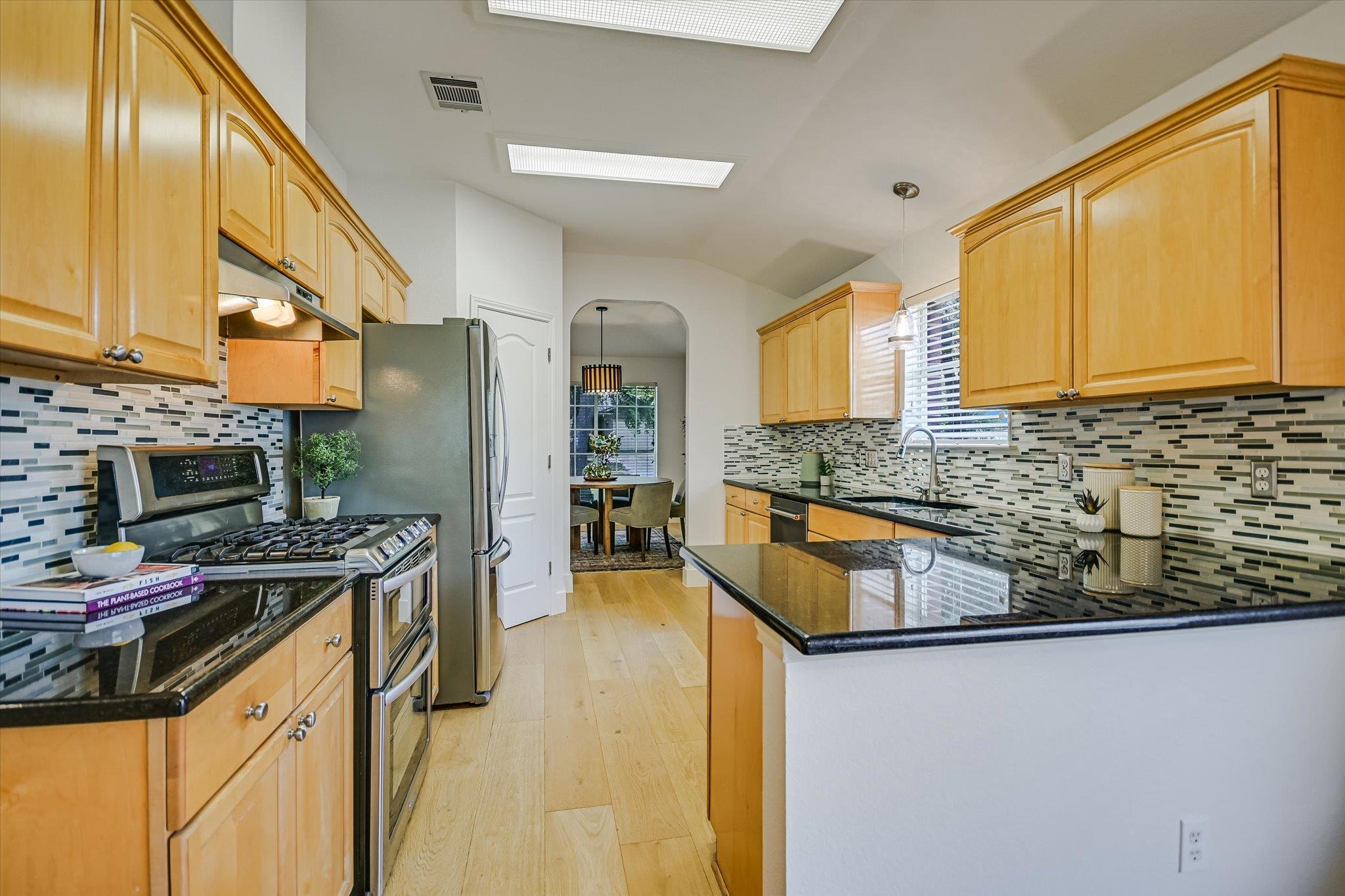 8909 Lanna Bluff Loop Property Photo 8