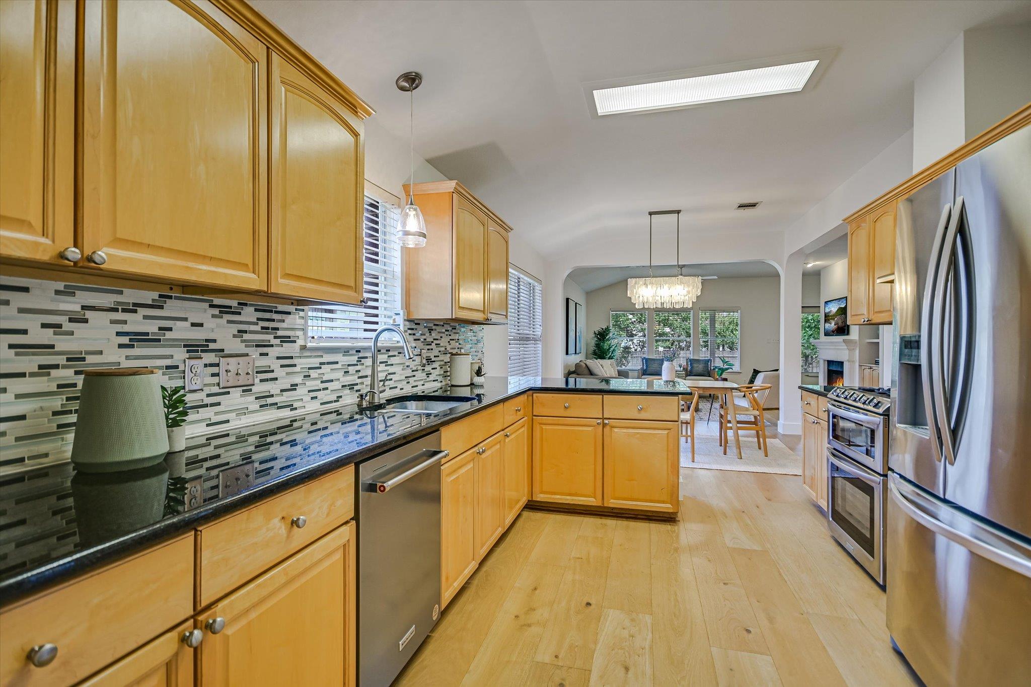 8909 Lanna Bluff Loop Property Photo 9
