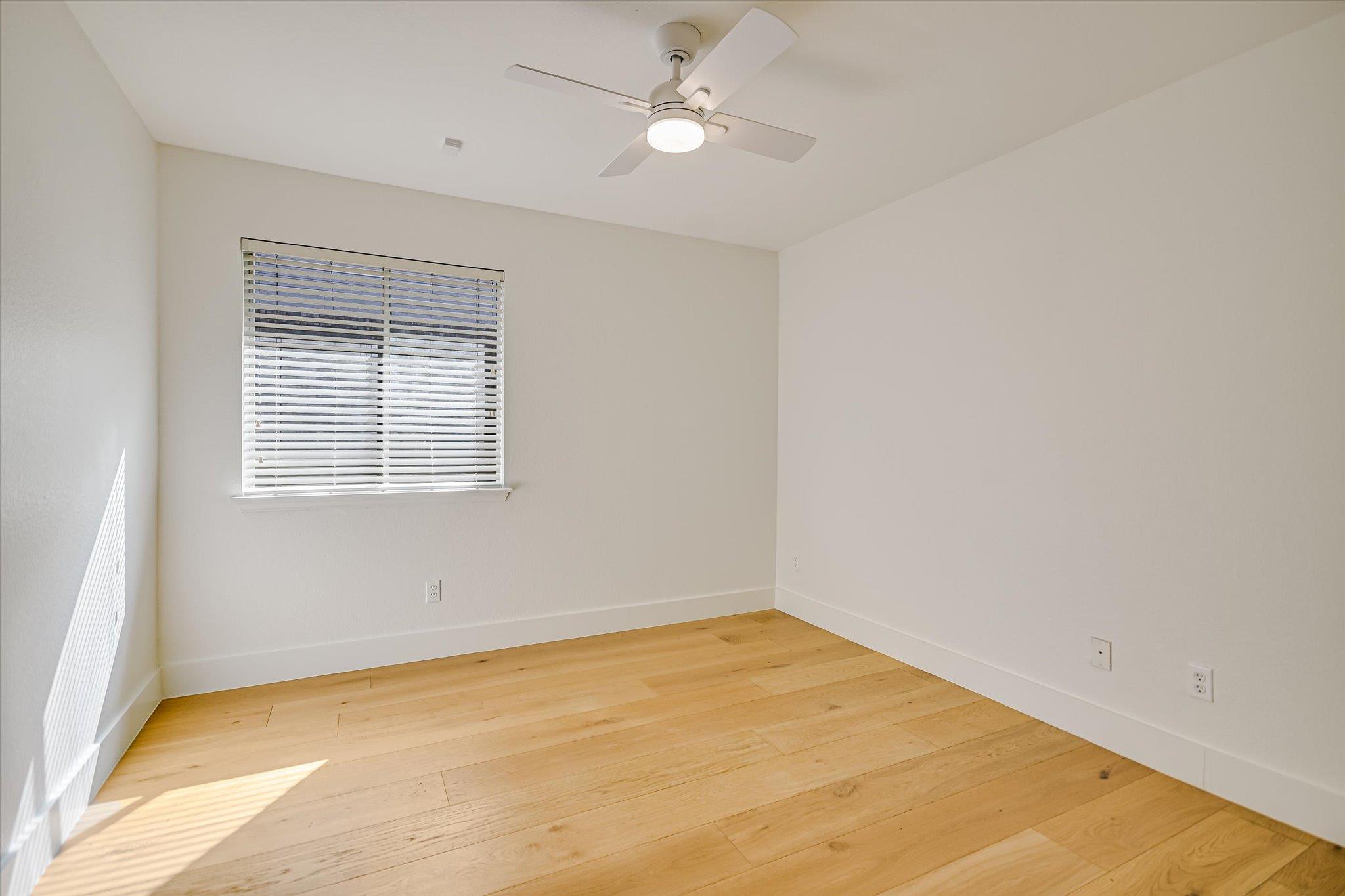 8909 Lanna Bluff Loop Property Photo 16