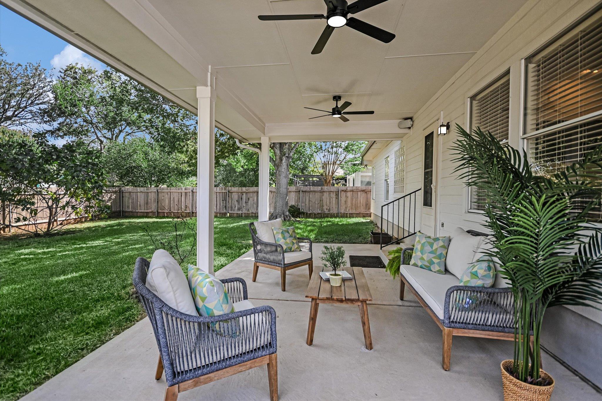 8909 Lanna Bluff Loop Property Photo 17