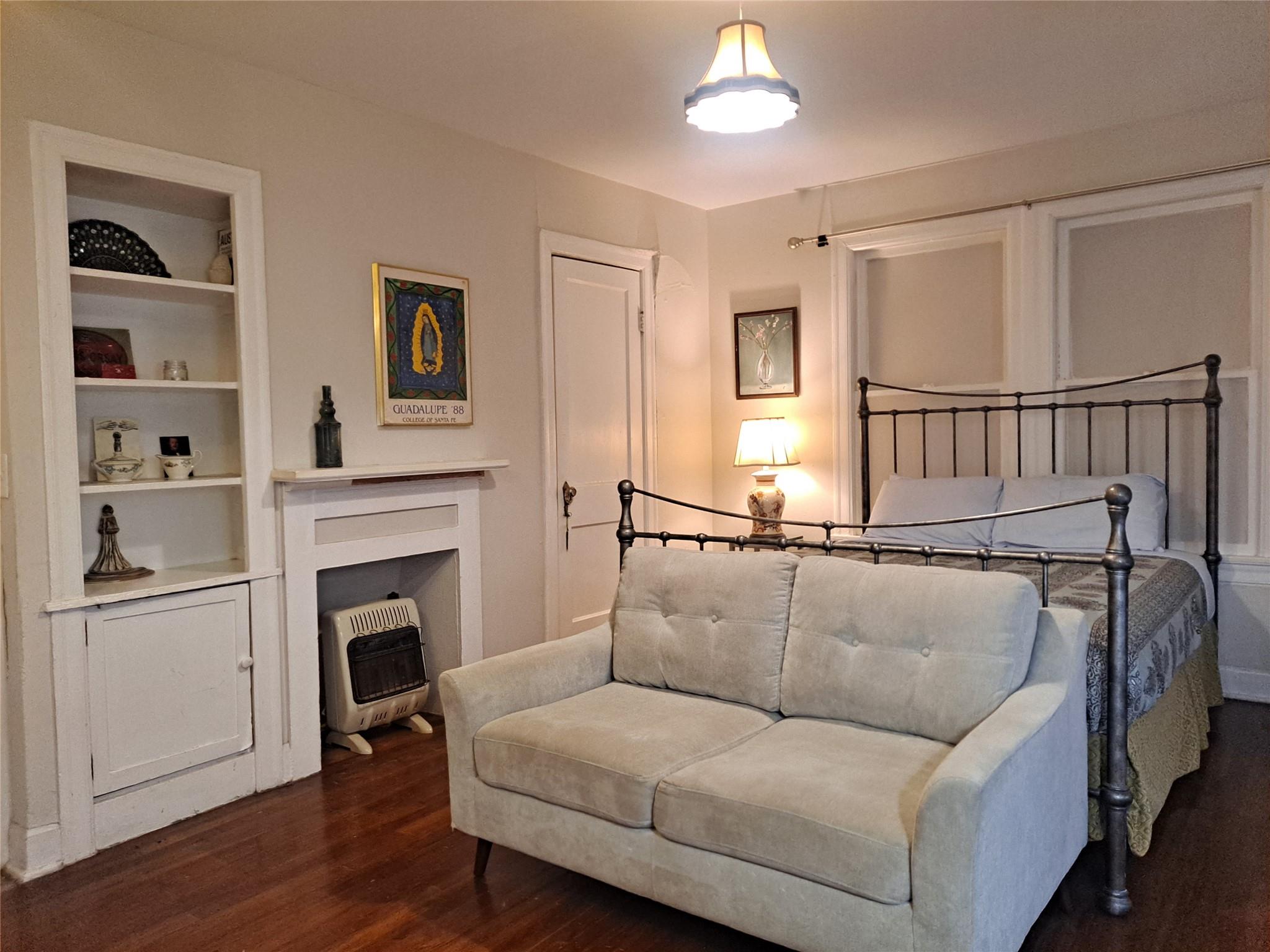 1906 San Gabriel St #16 Property Photo 3