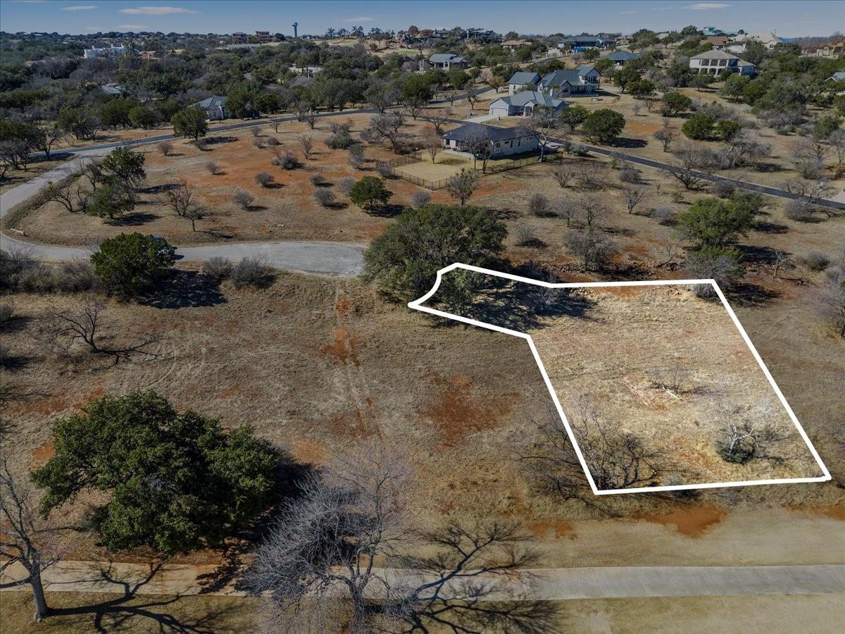 318 Red Wine None Property Photo 5
