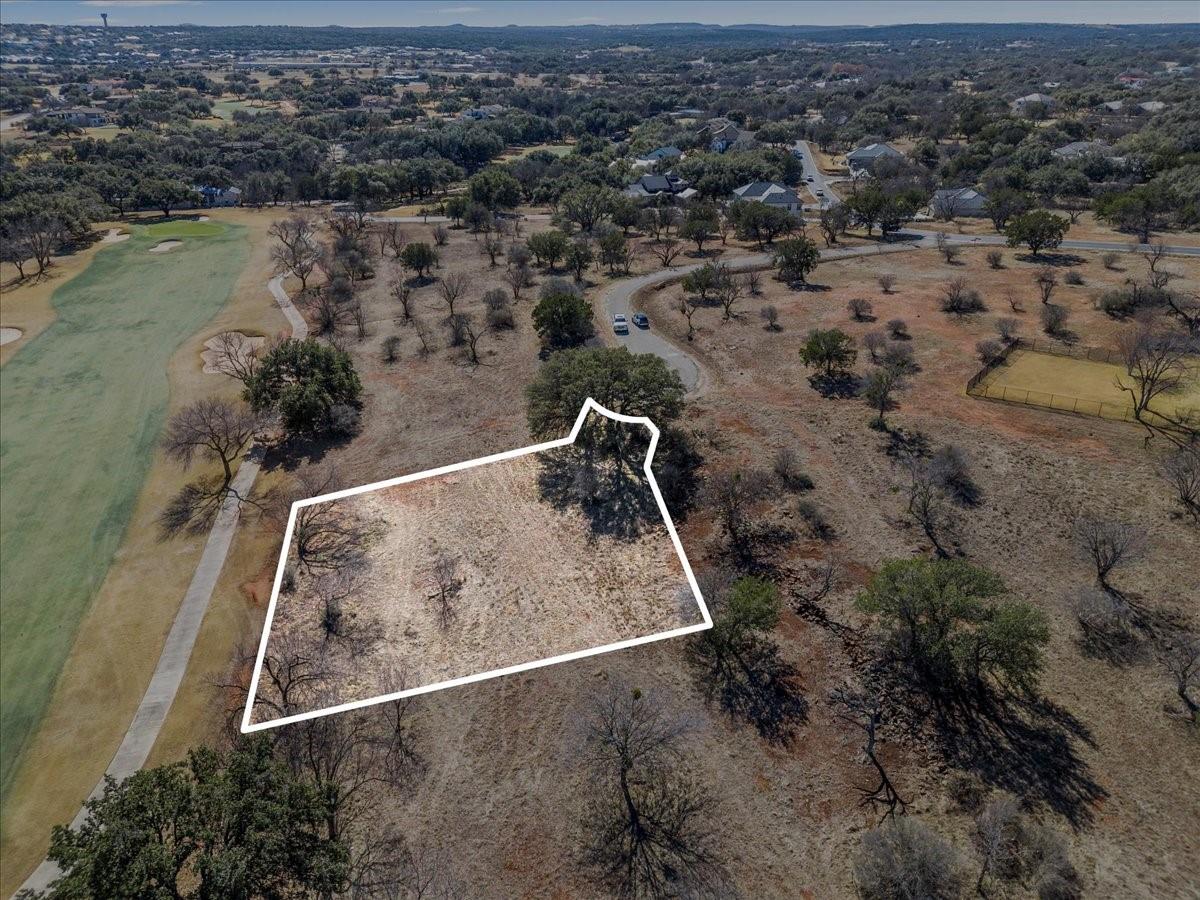 318 Red Wine None Property Photo 6