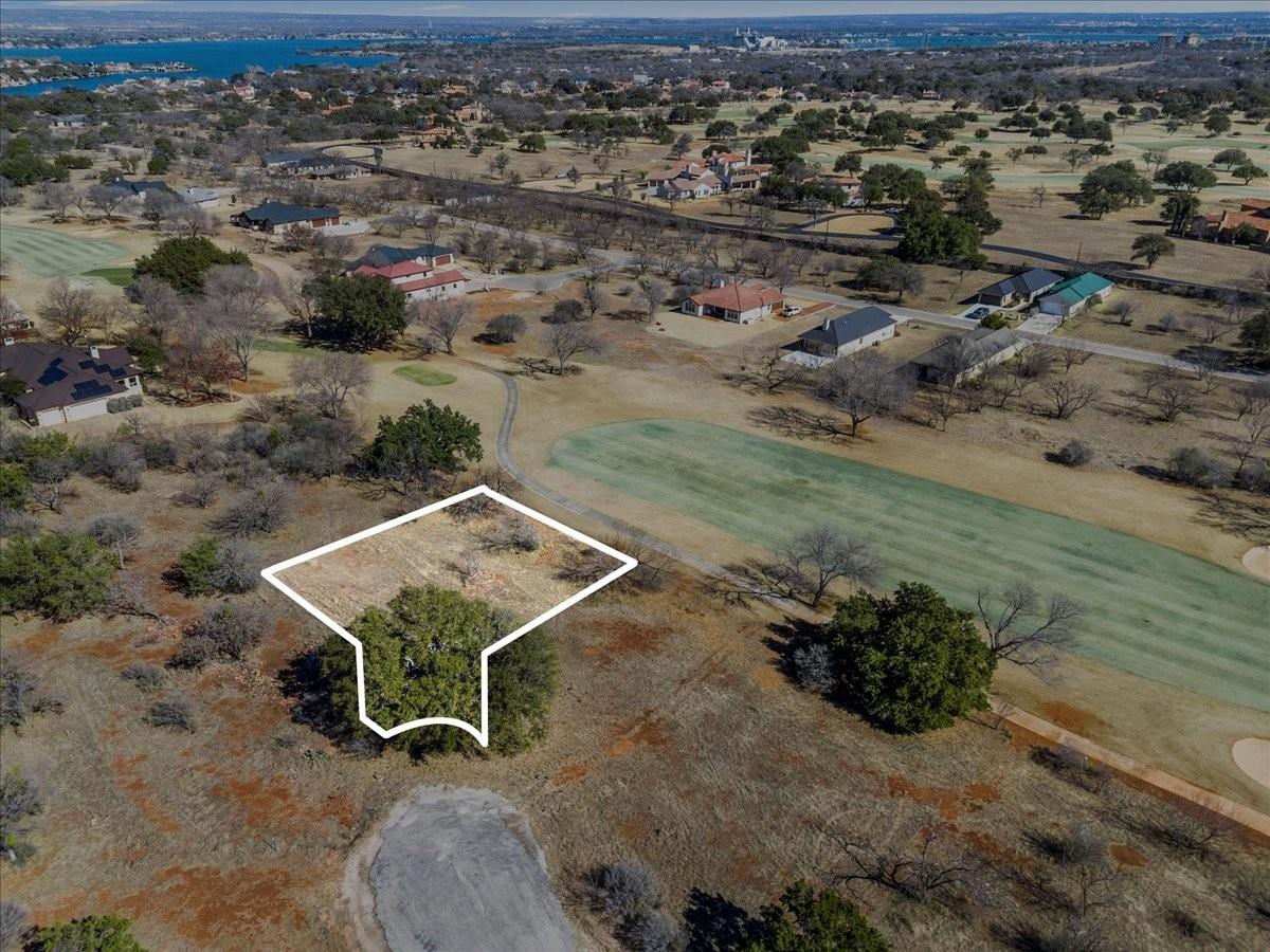 318 Red Wine None Property Photo 9