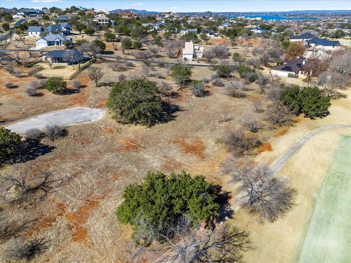 318 Red Wine None Property Photo 14