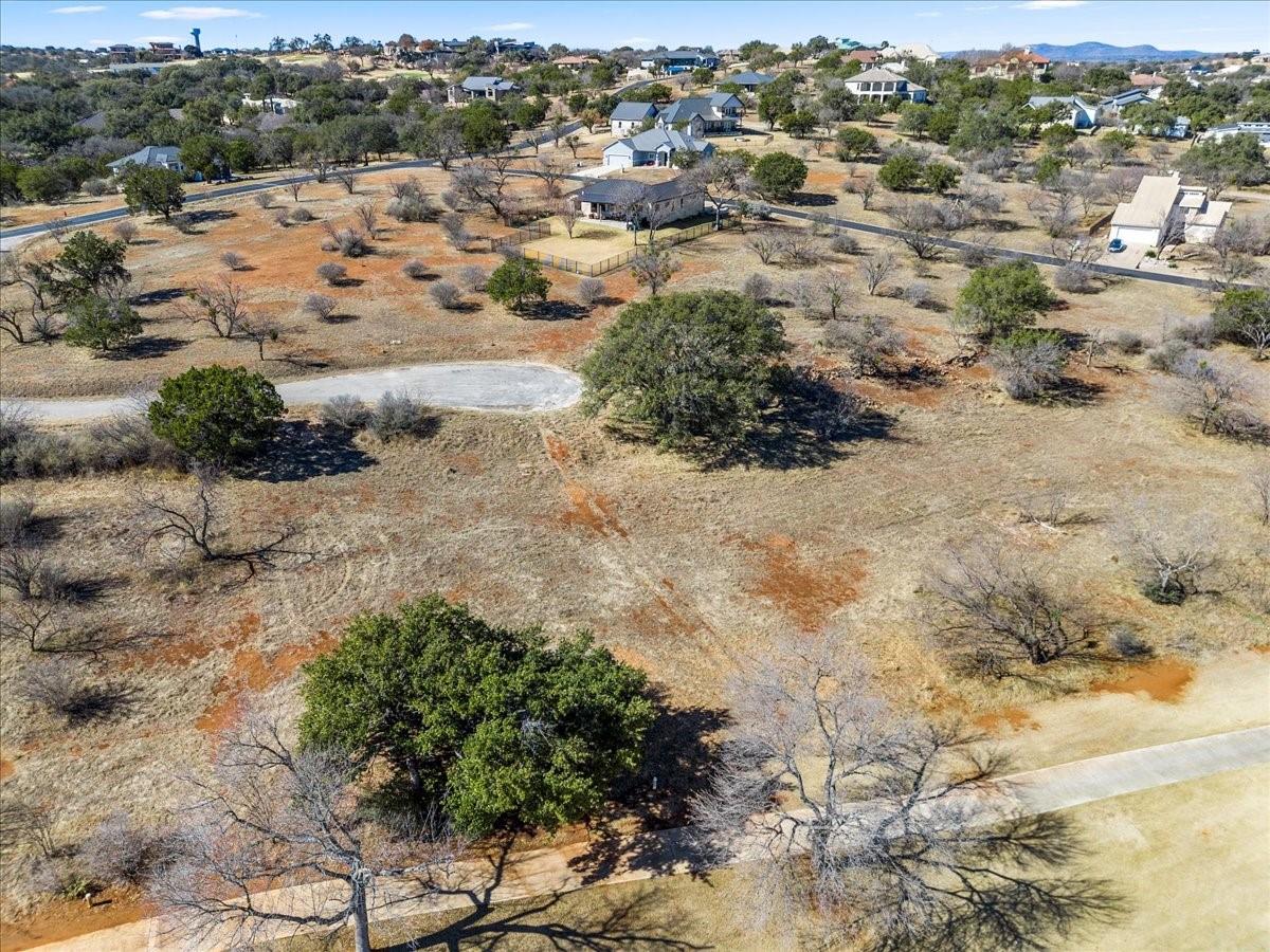318 Red Wine None Property Photo 15
