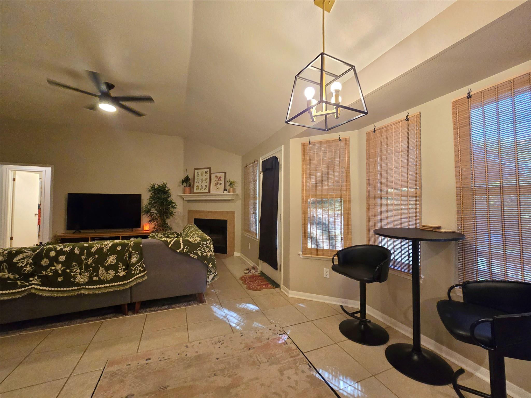 2303 Darnell Dr Property Photo 23