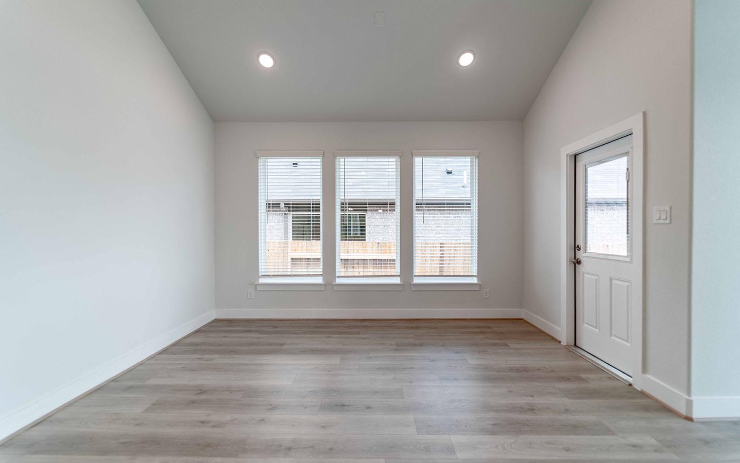 263 Grey Leaf Rd Property Photo 3