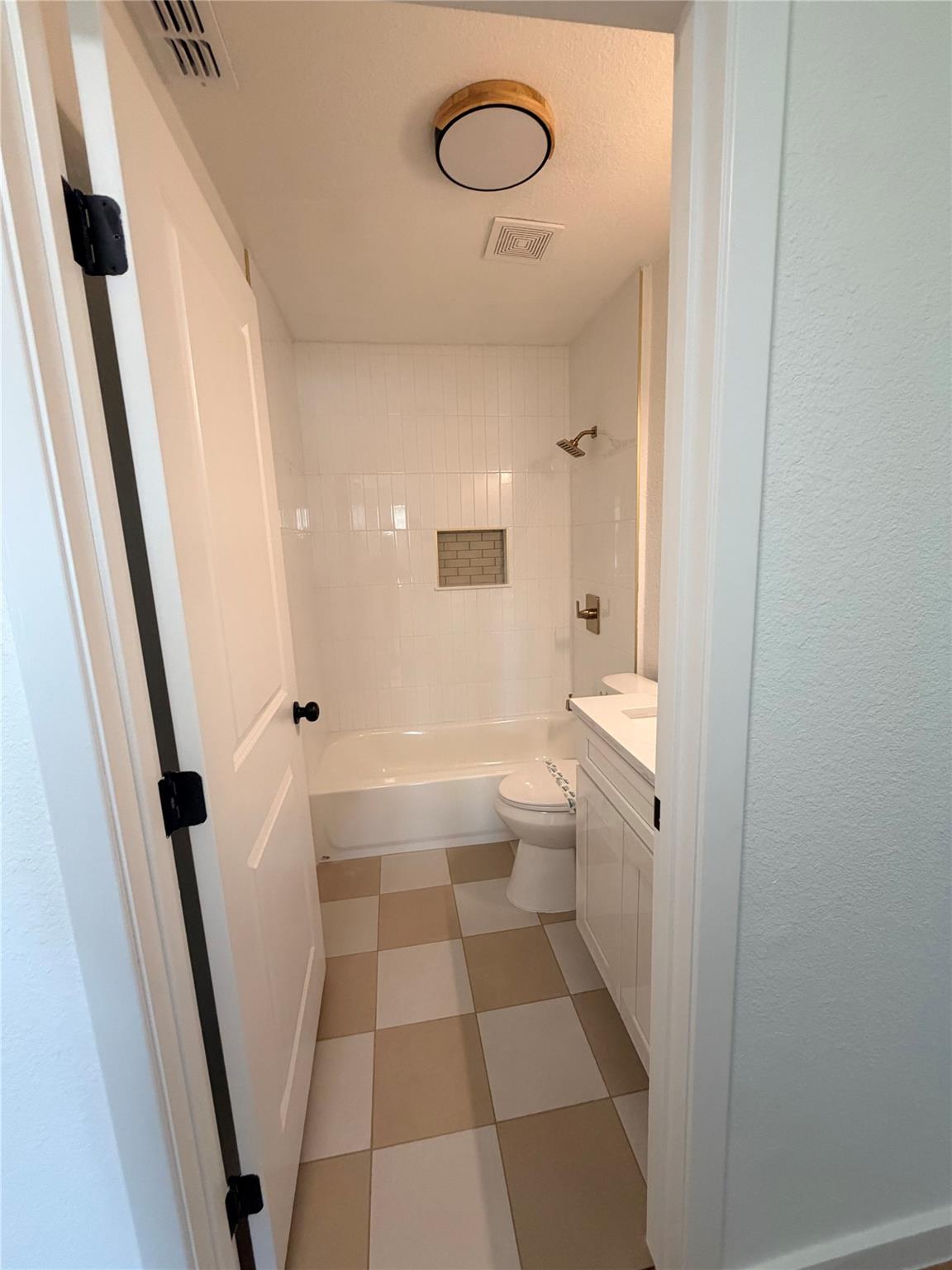 1903 S West Dr Property Photo 24