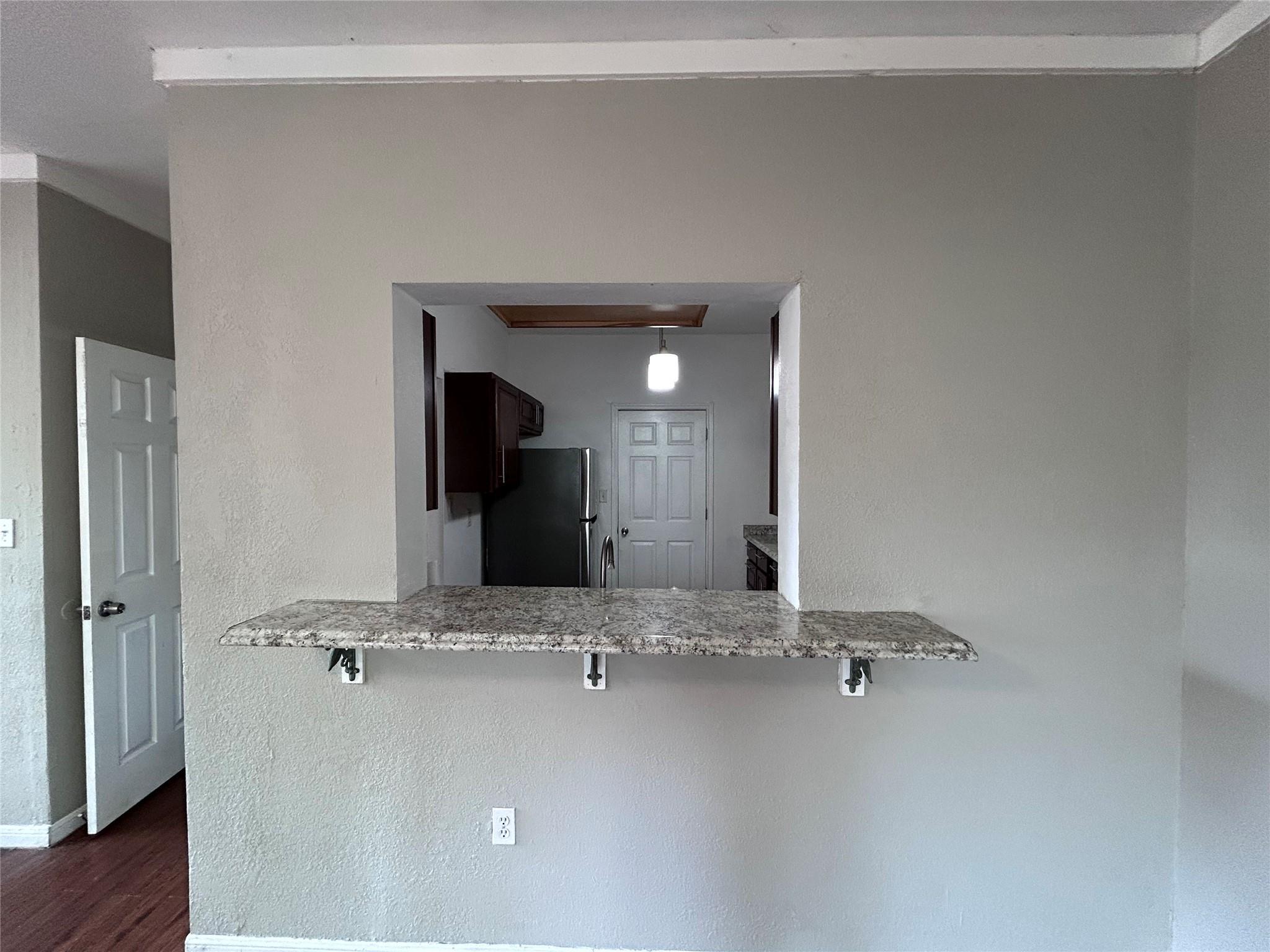 5708 Spring Meadow Rd #b Property Photo 5