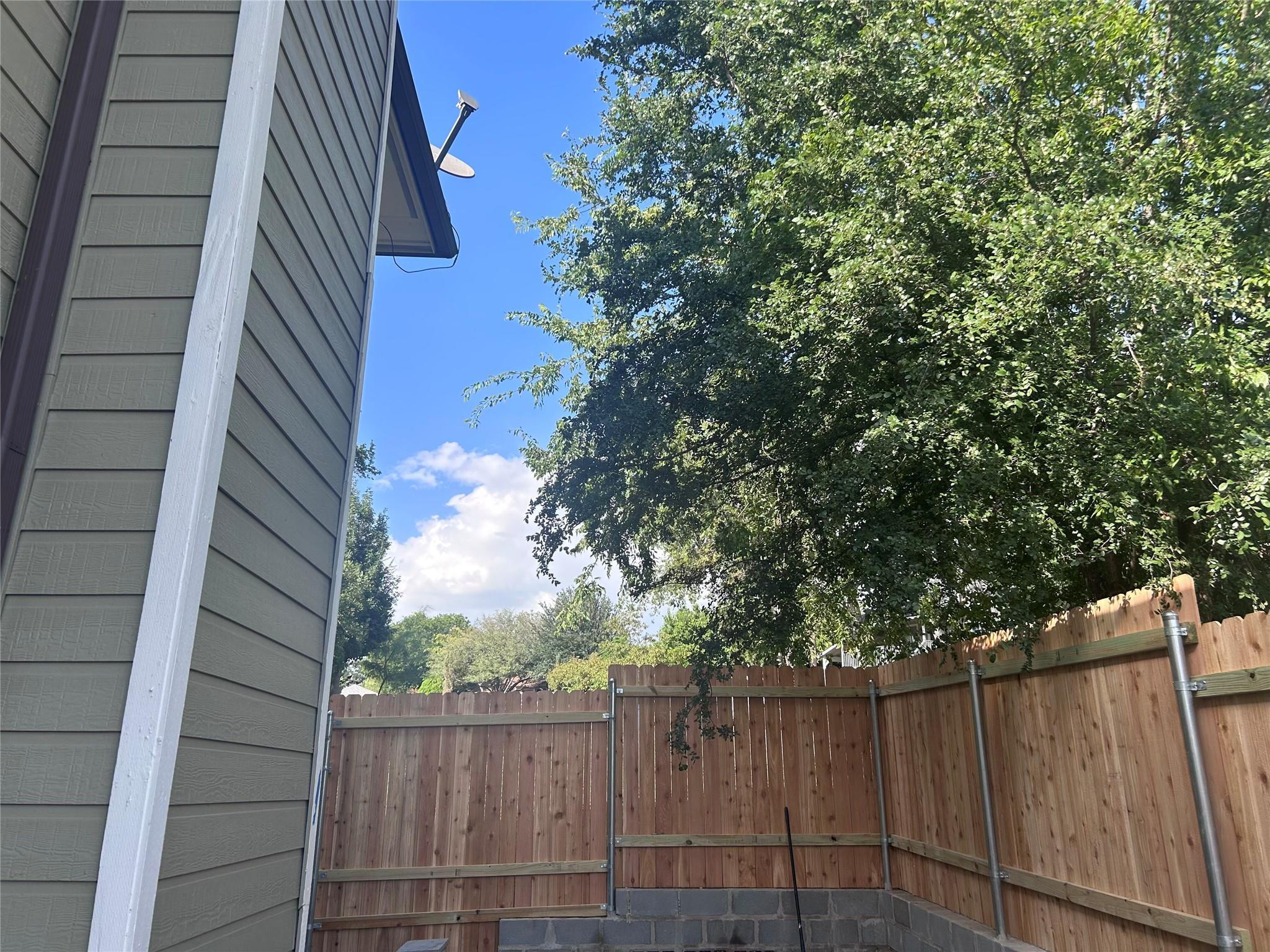 5708 Spring Meadow Rd #b Property Photo 20