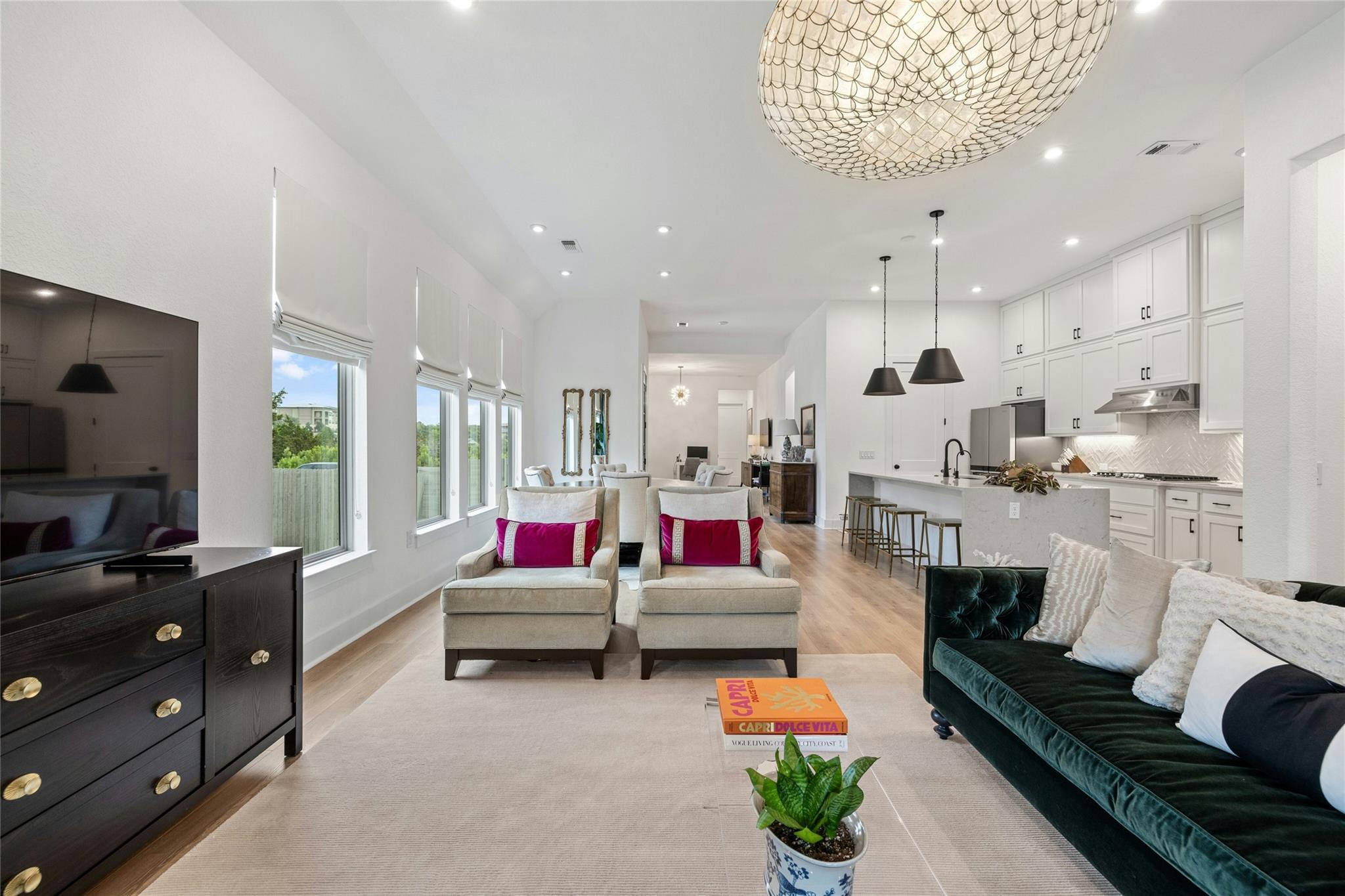 1122 Silver Dollar Trl Property Photo 1