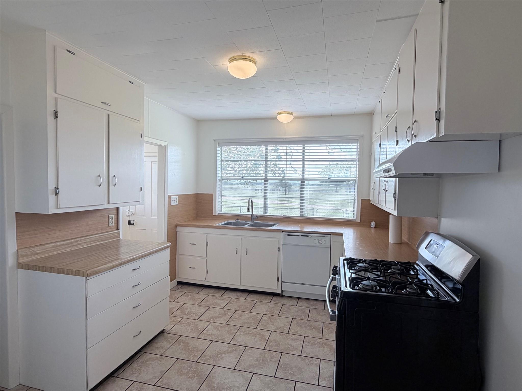 500 Greasy Bnd Property Photo 5