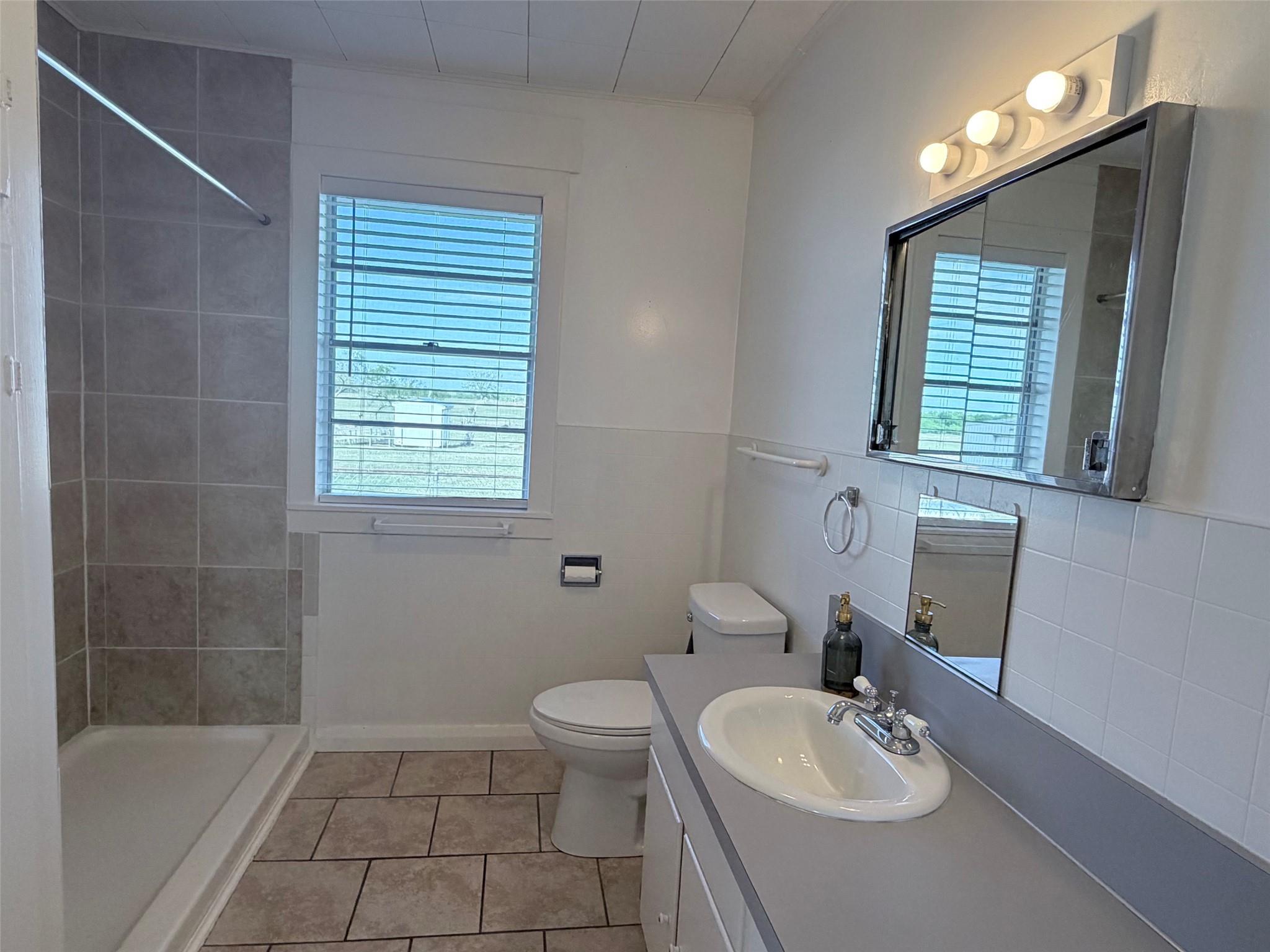 500 Greasy Bnd Property Photo 16