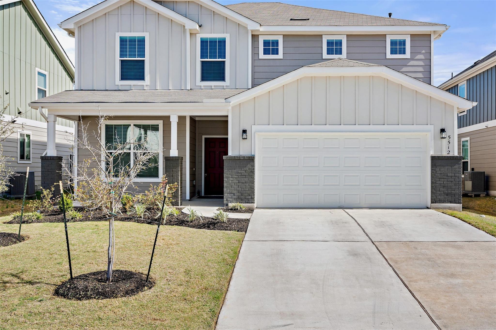 5512 Mars Ln Property Photo