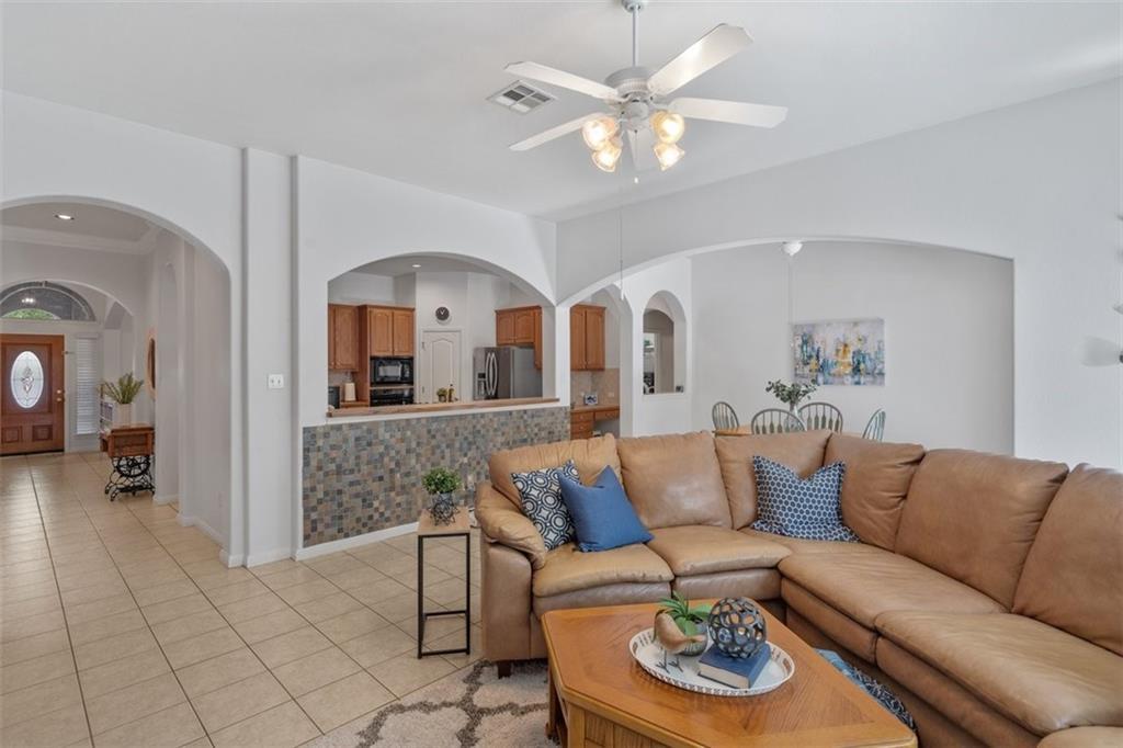 2101 Aaron Ross Way Property Photo 10