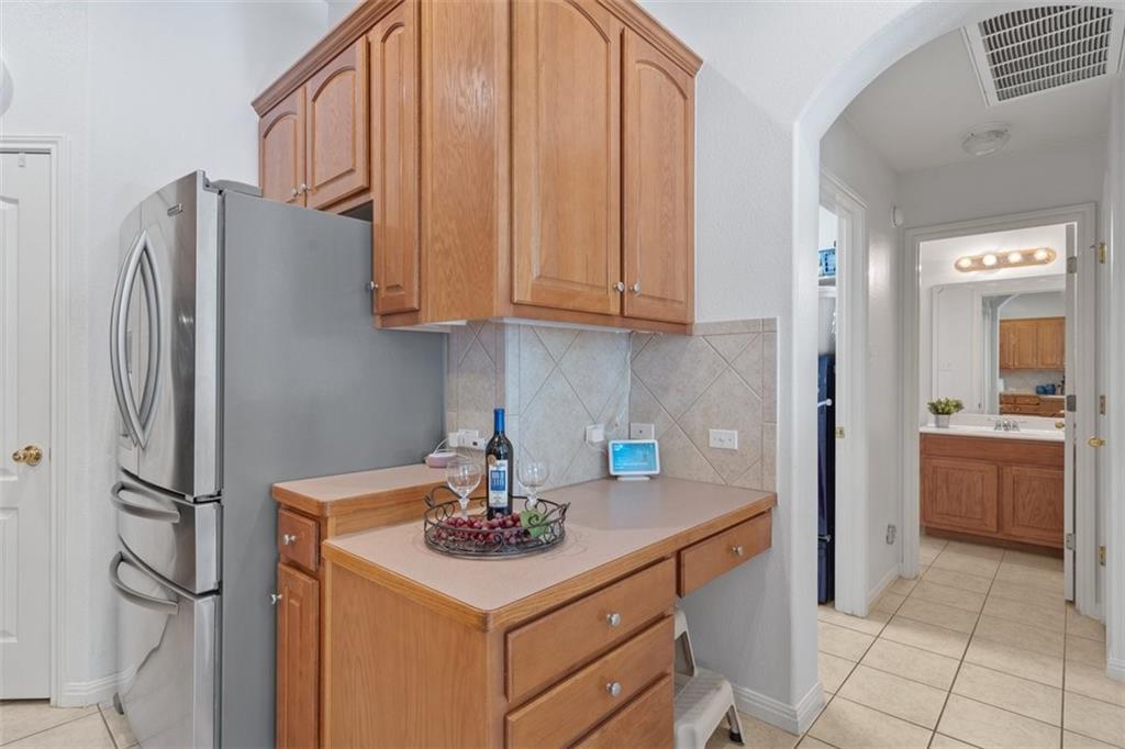 2101 Aaron Ross Way Property Photo 14