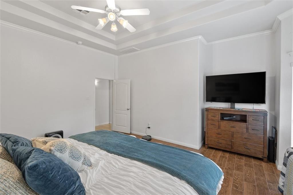 2101 Aaron Ross Way Property Photo 17