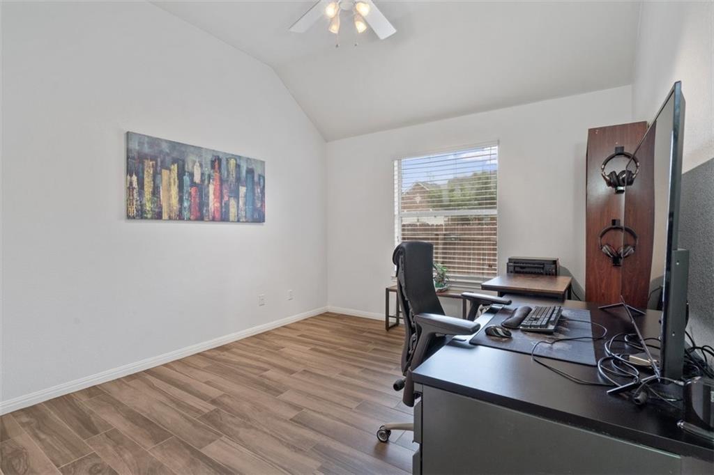 2101 Aaron Ross Way Property Photo 23