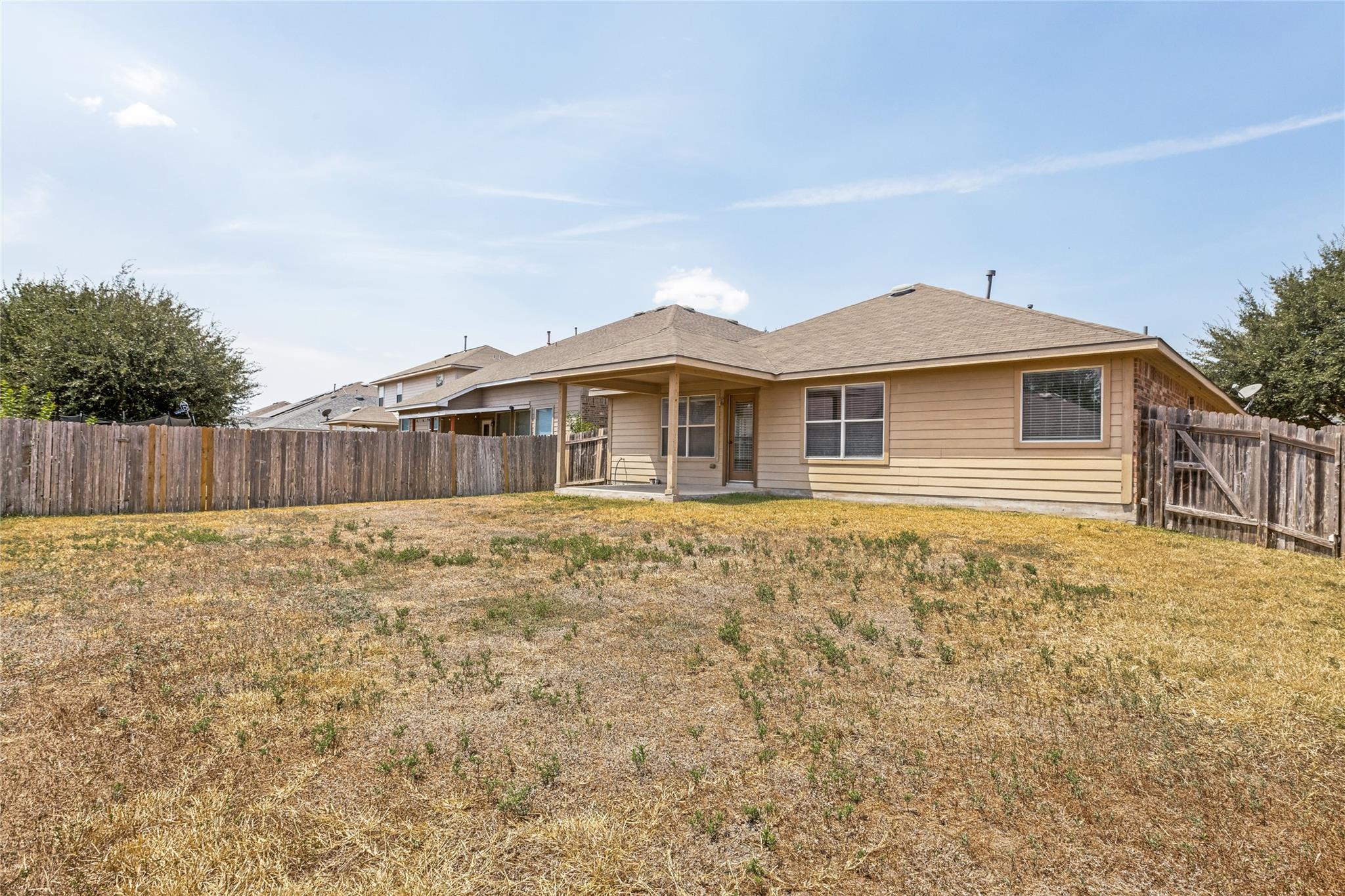 18625 Silent Water Way Property Photo 23