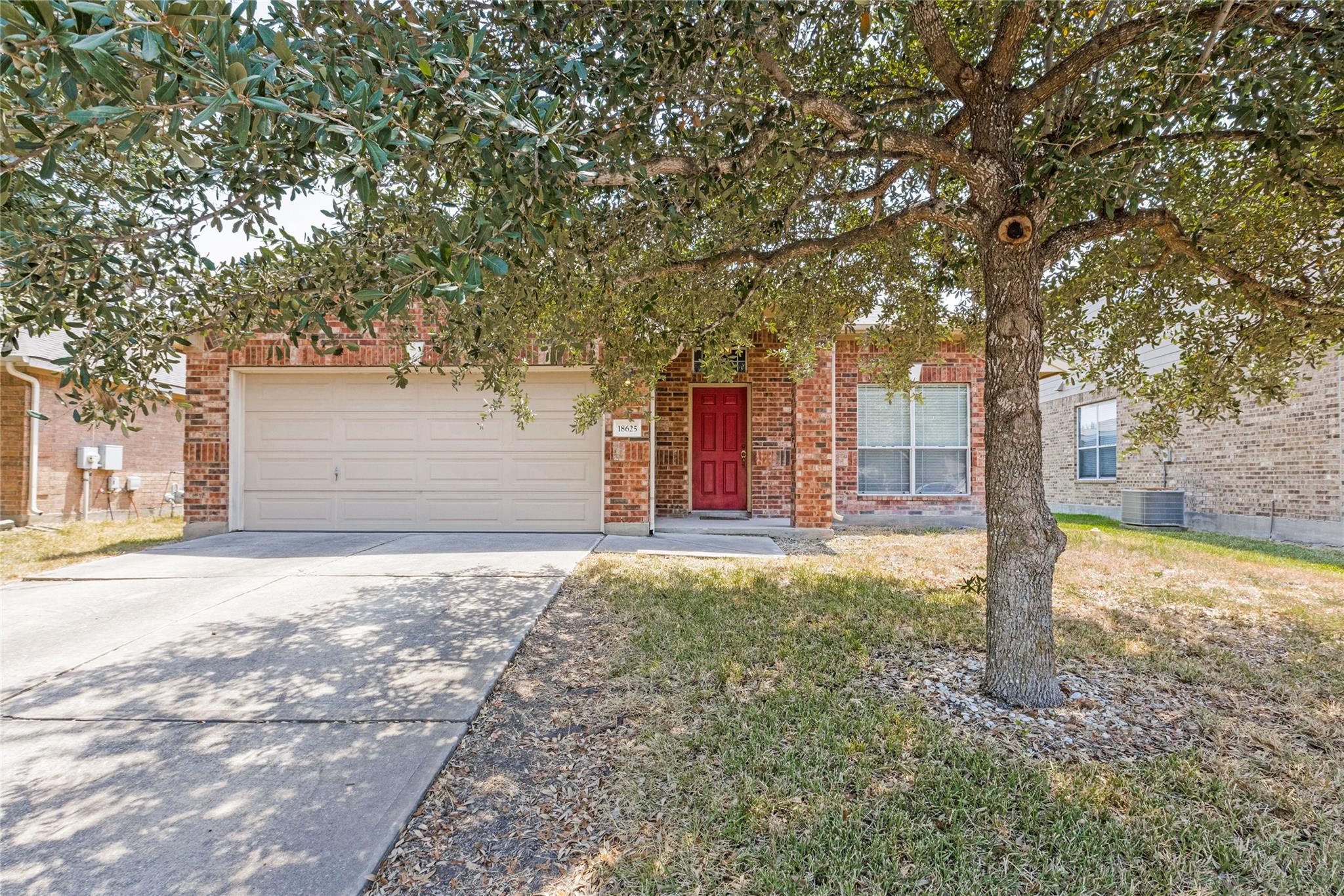 18625 Silent Water Way Property Photo 31