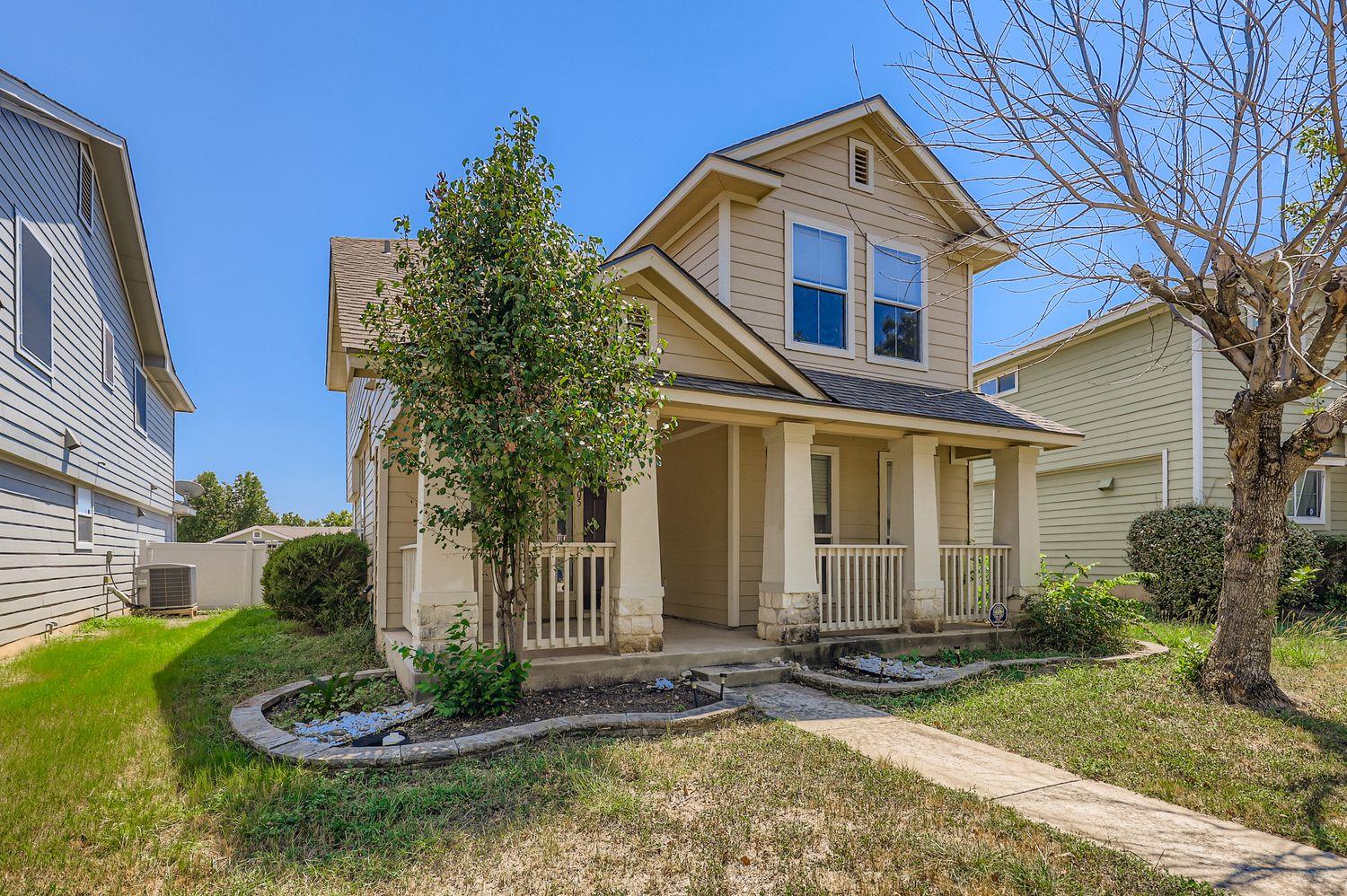 1705 Lost Maples Loop Property Photo 3