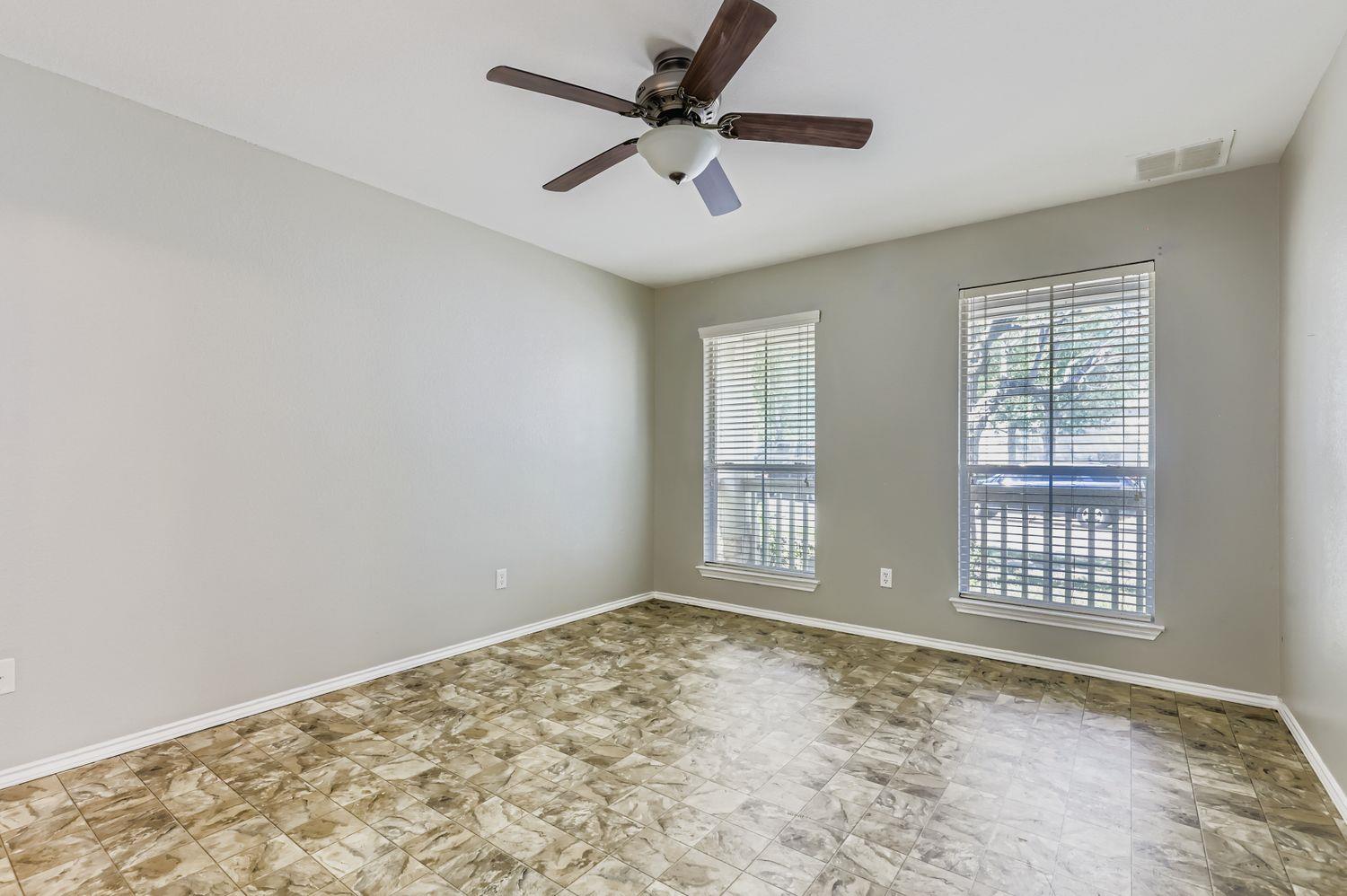 1705 Lost Maples Loop Property Photo 12